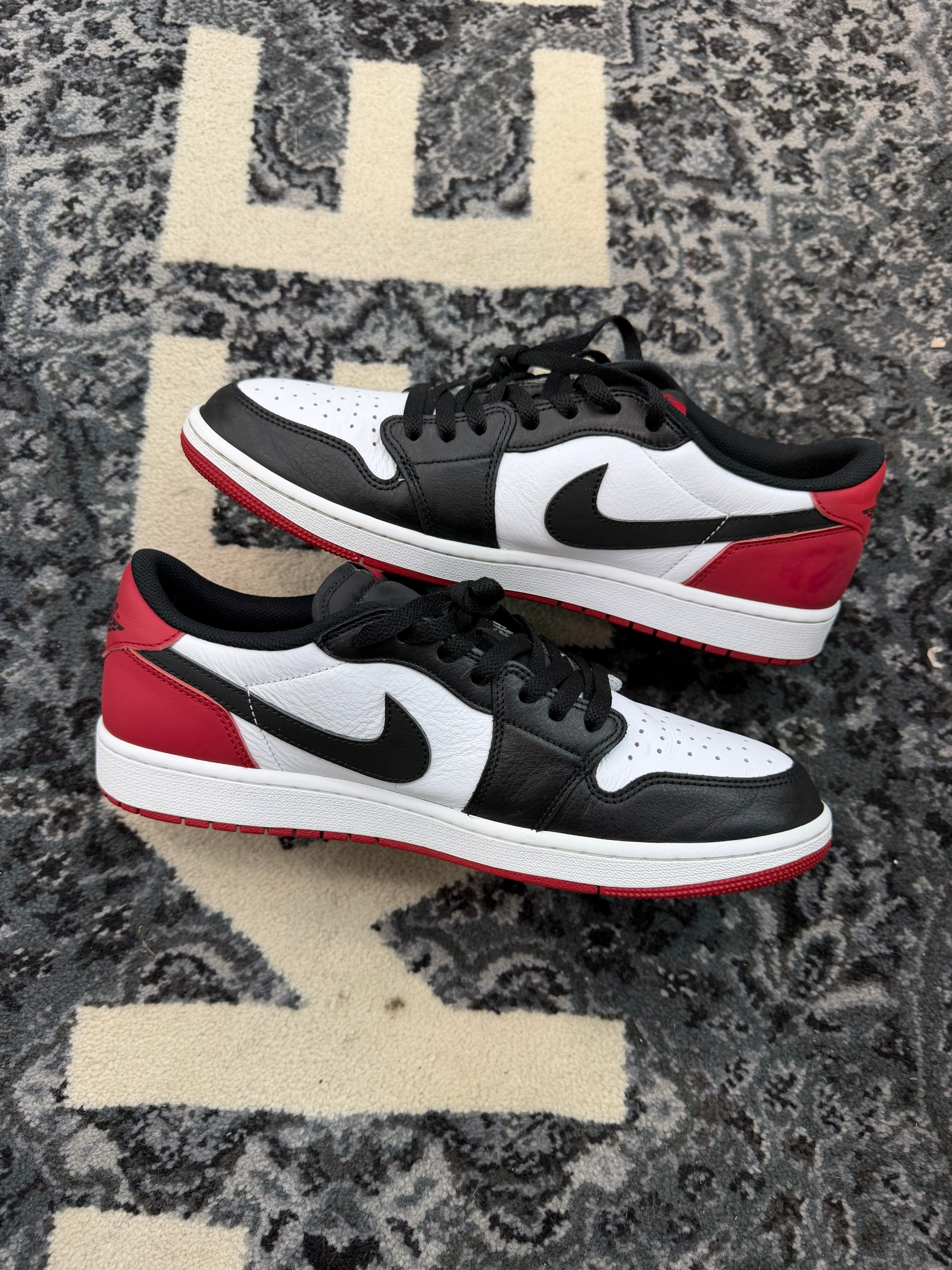 Jordan 1 Low “Black Toe”