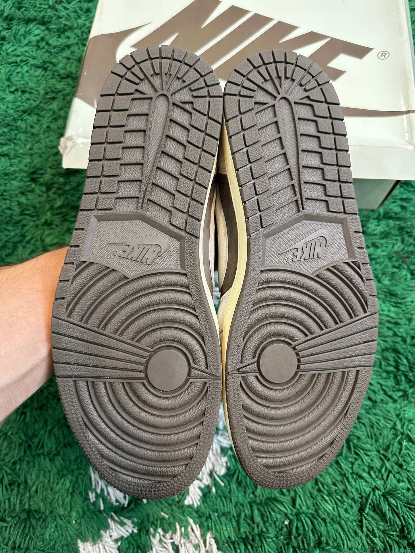 Jordan 1 Low Travis Scott “Reverse Mocha”