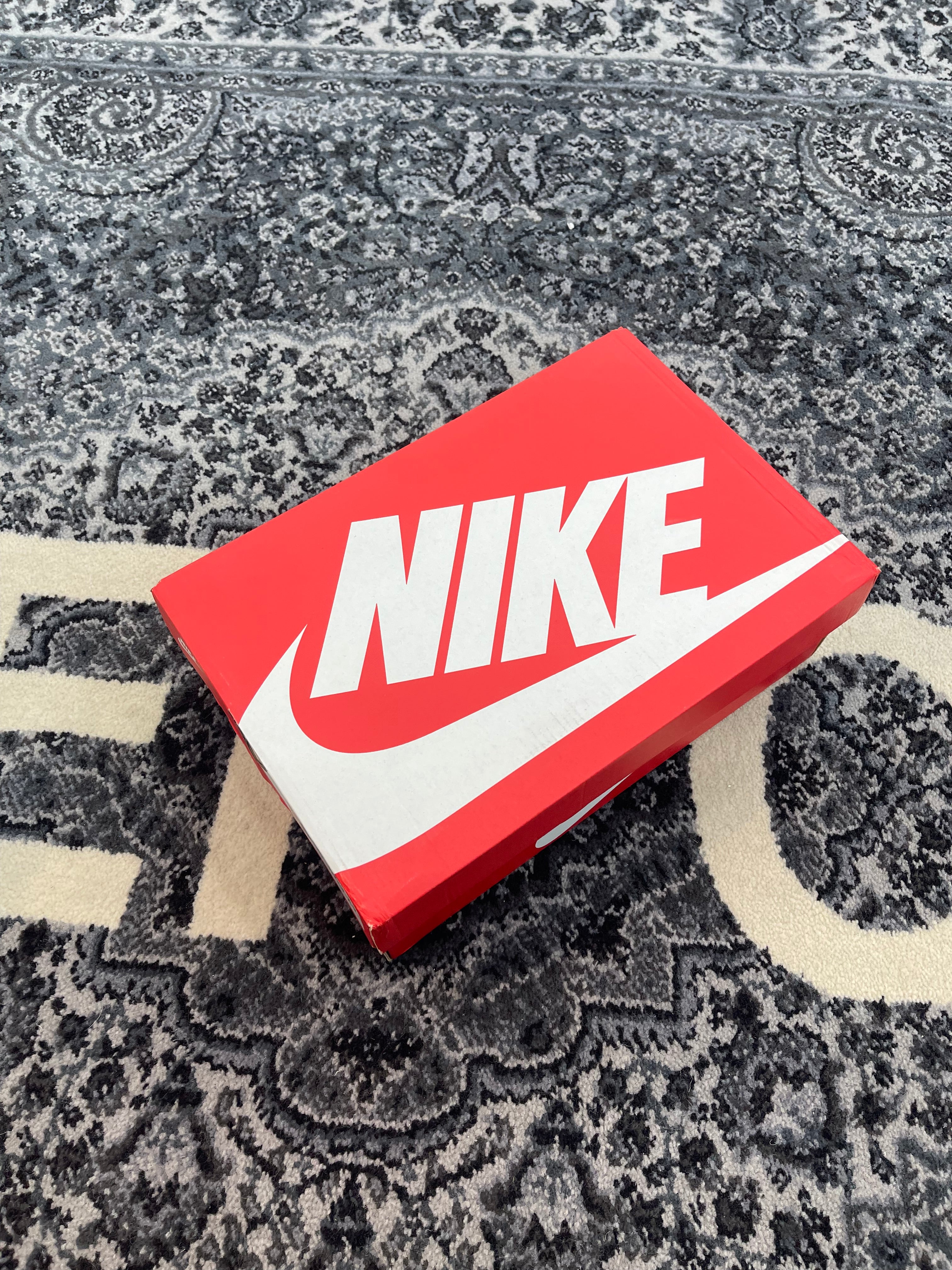 Nike Dunk Low “Vintage Panda”