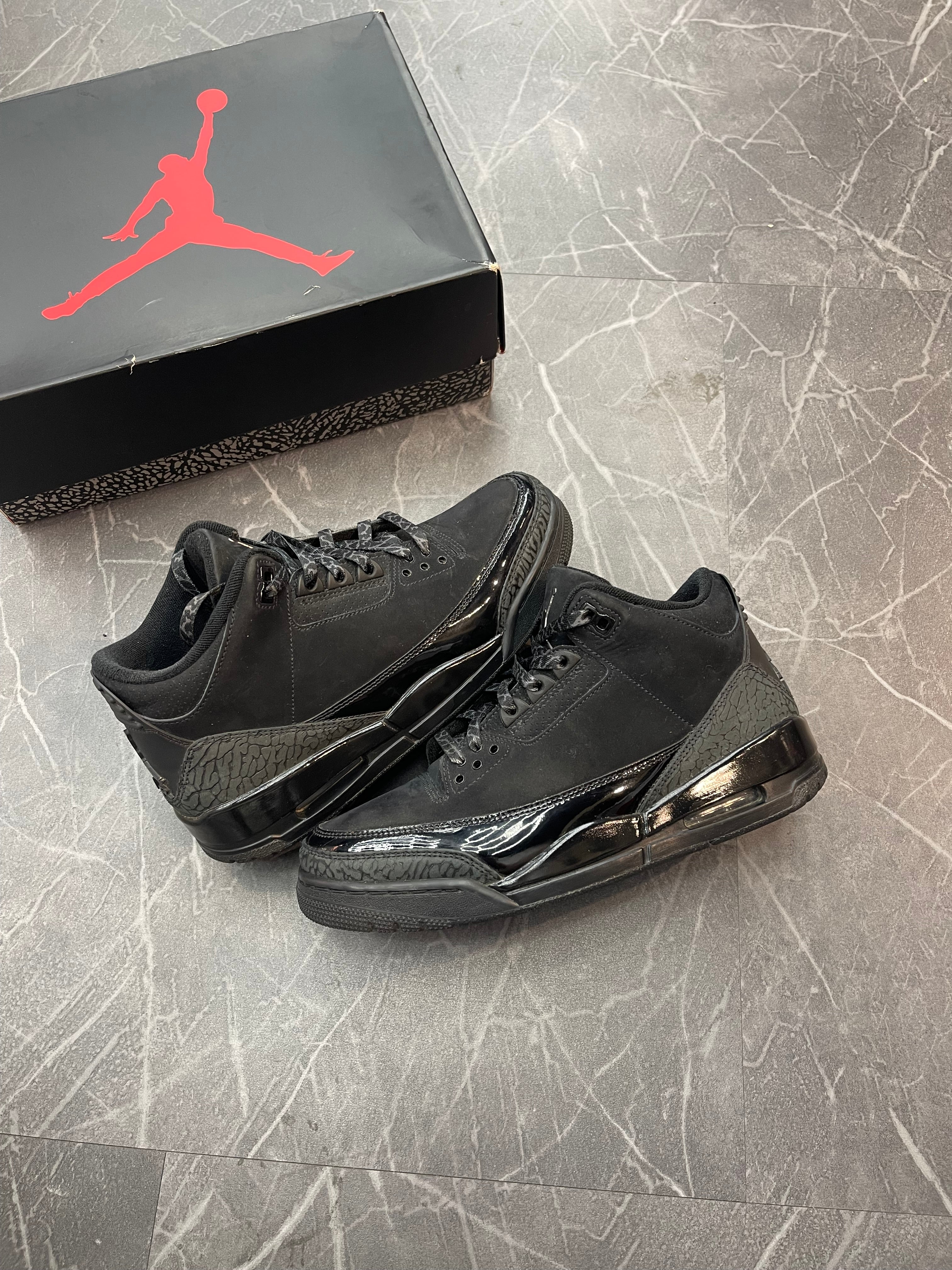 Jordan 3 “Black Cat” (2025)