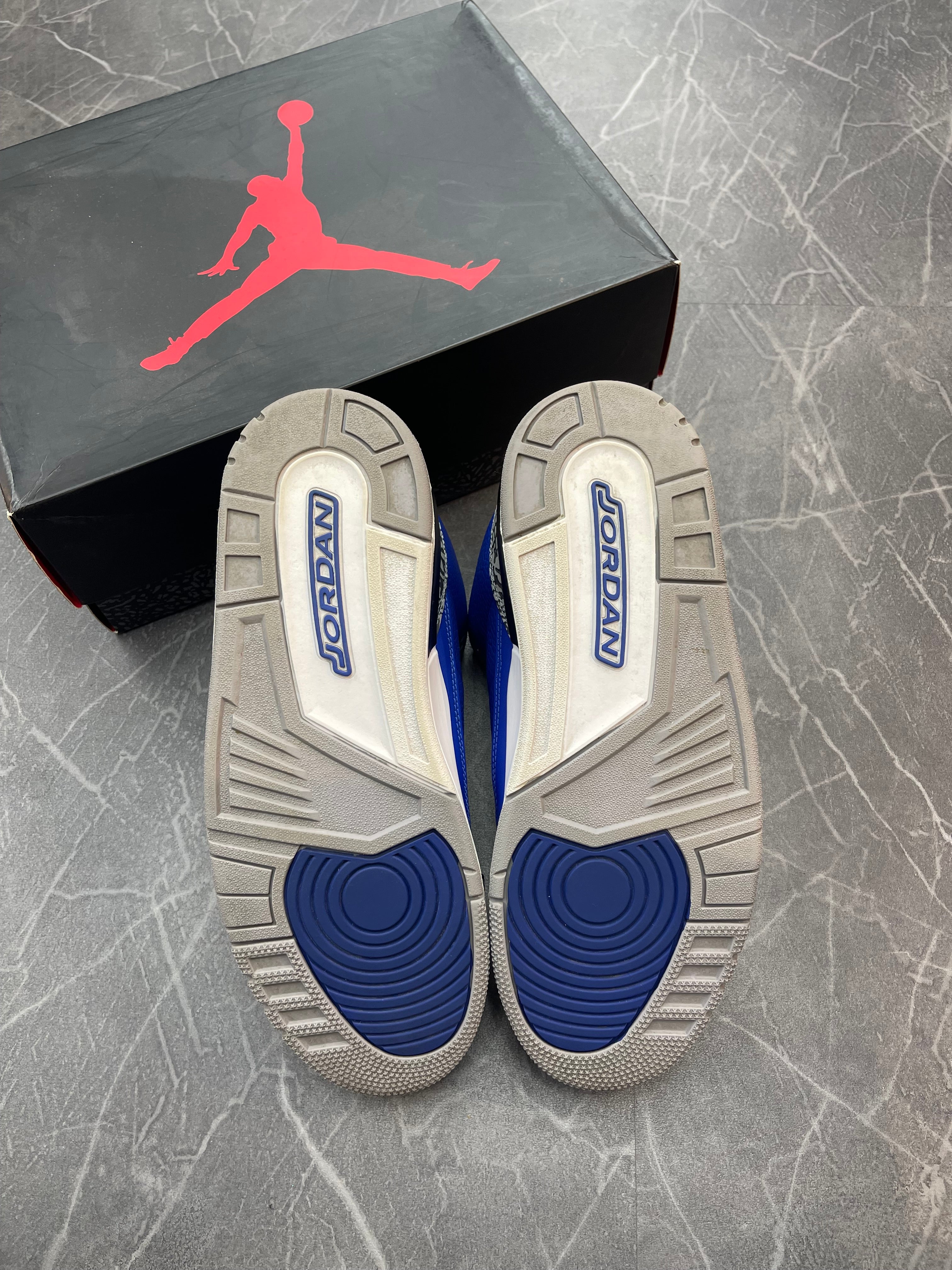 Jordan 3 “Varsity Royal Cement”