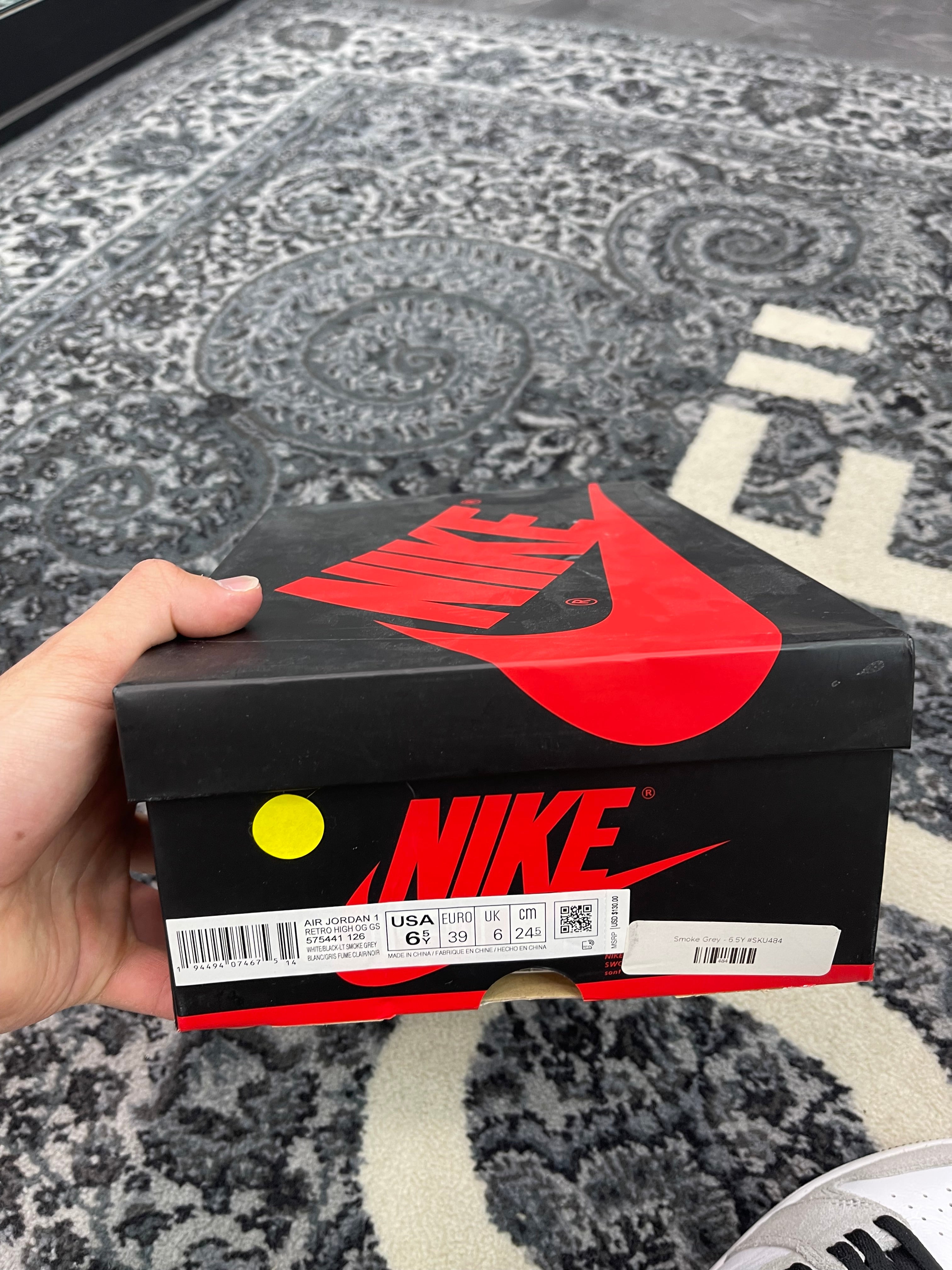 Jordan 1 High “Smoke Grey”