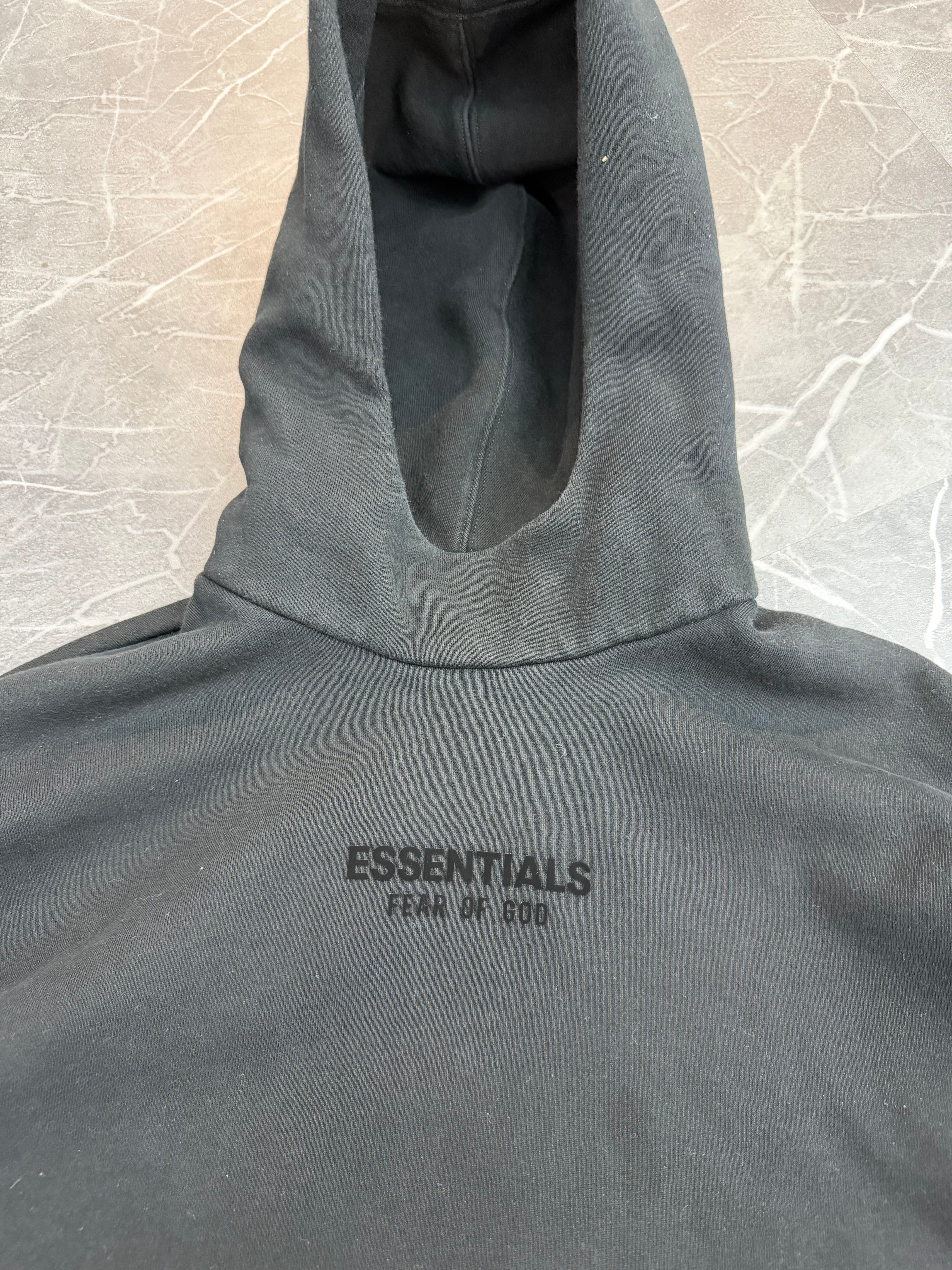 Essentials Hoodie Tiny Center Logo Black