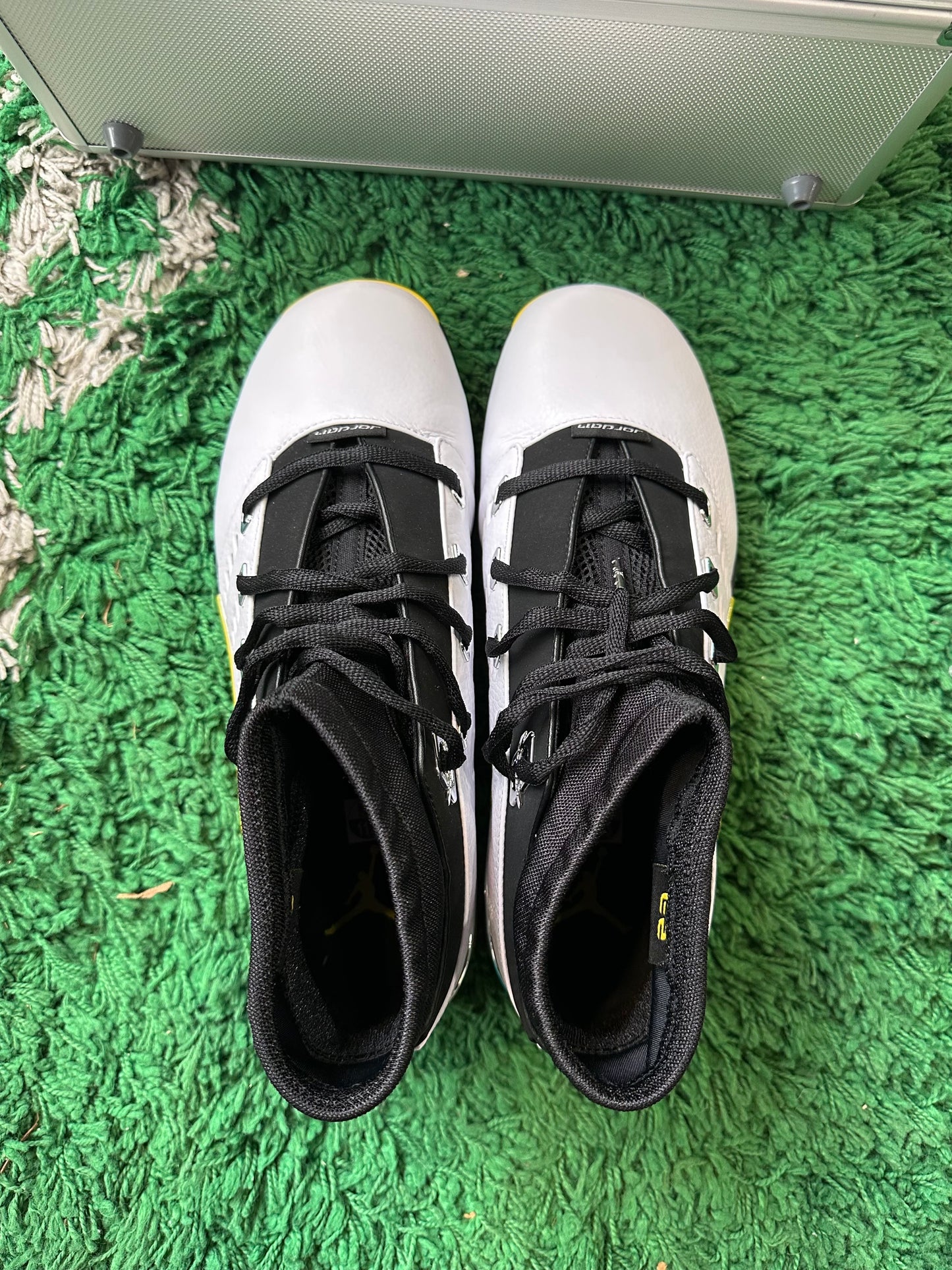 Jordan 17 “All Star Lightning”