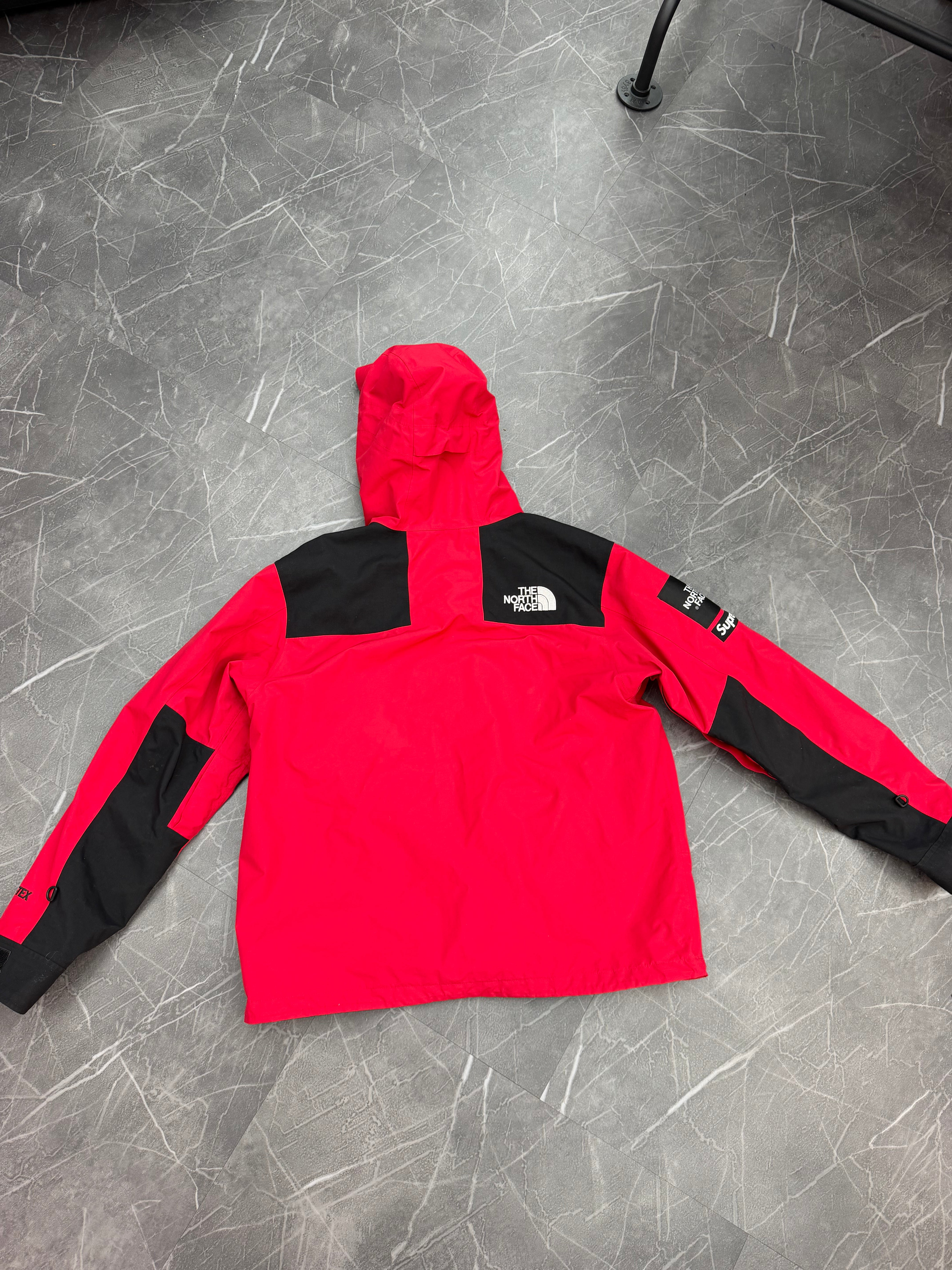 Supreme x The North Face Arc Logo Mountain Parka “Red”