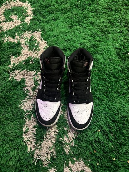 Jordan 1 High “Bleached Coral”