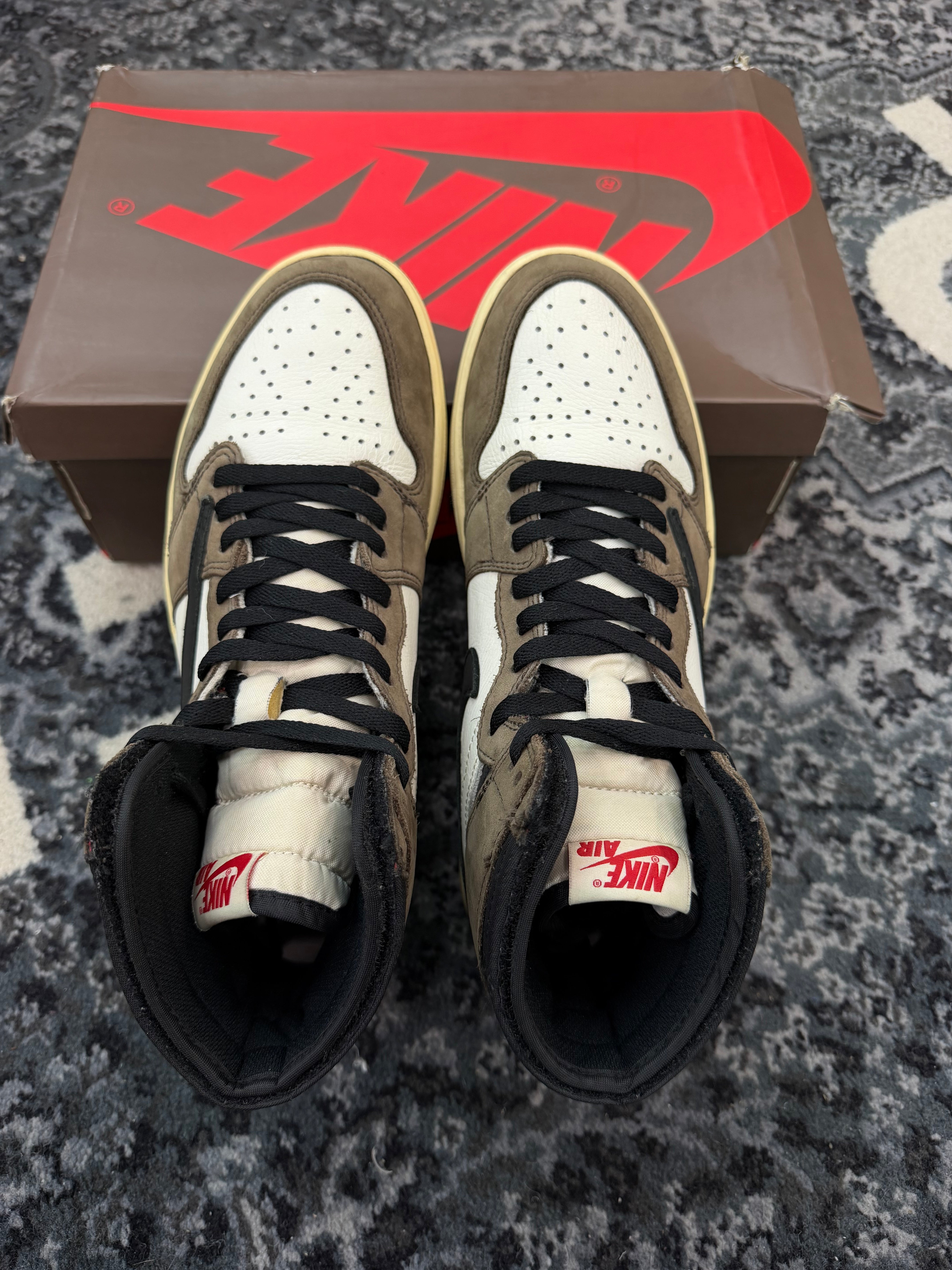Jordan 1 High x Travis Scott “Mocha”