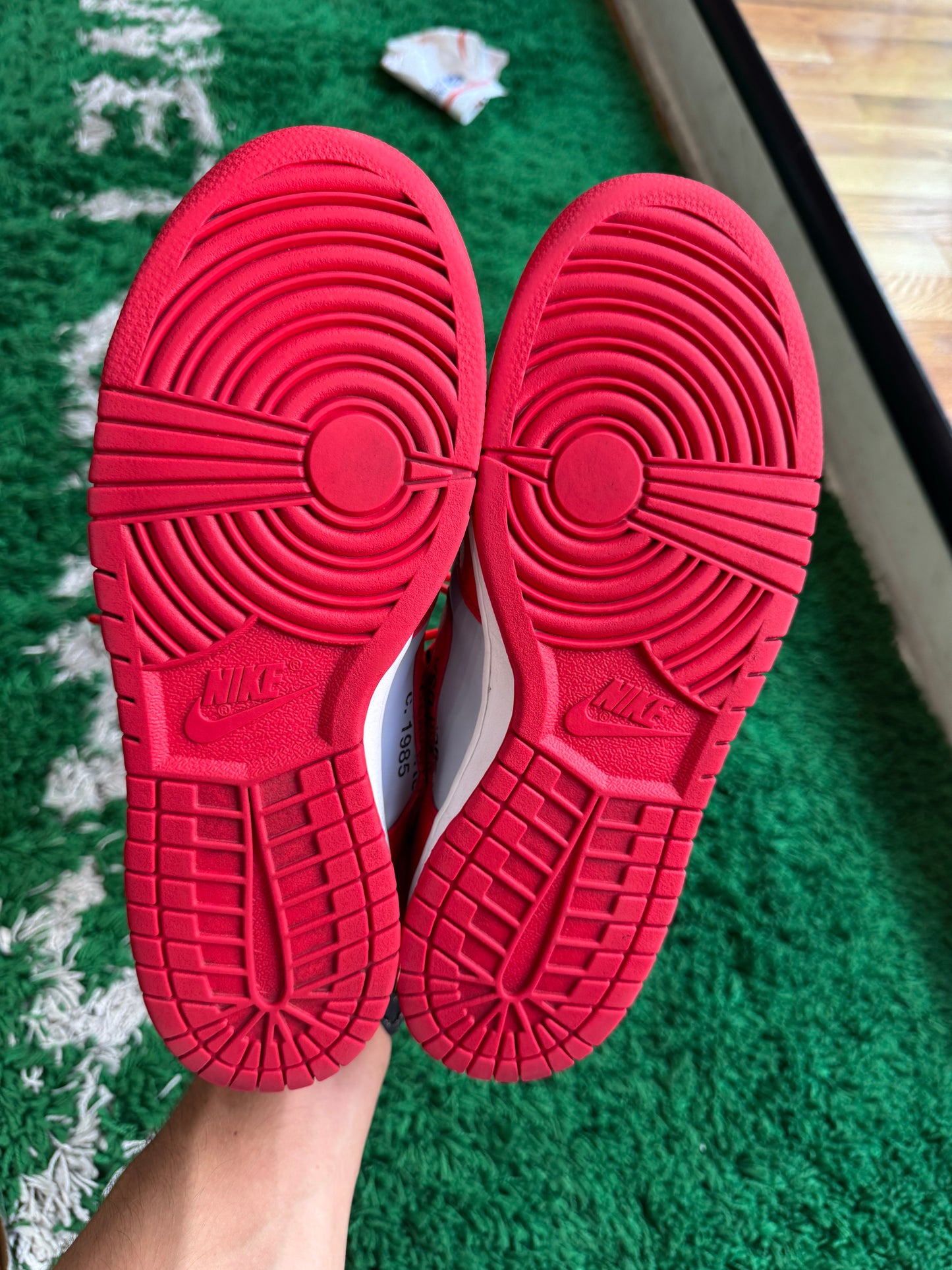 Nike Dunk Low x Off White “University Red”