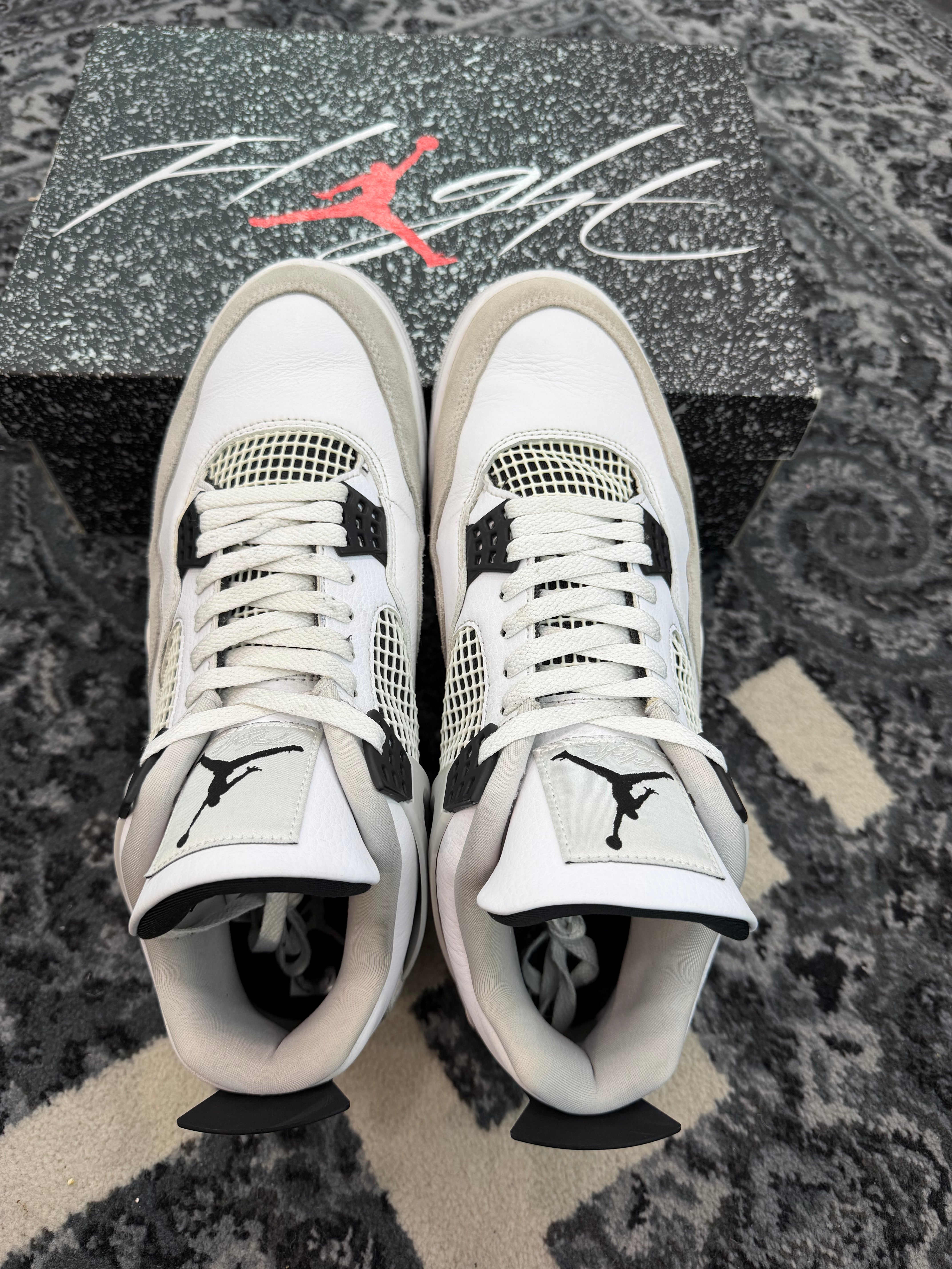 Jordan 4 “Military Black”