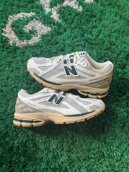 New Balance 1906R “White Cream Green”