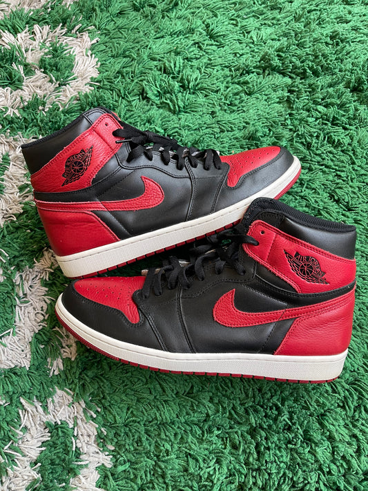 Jordan 1 High “Bred Banned” (2016)