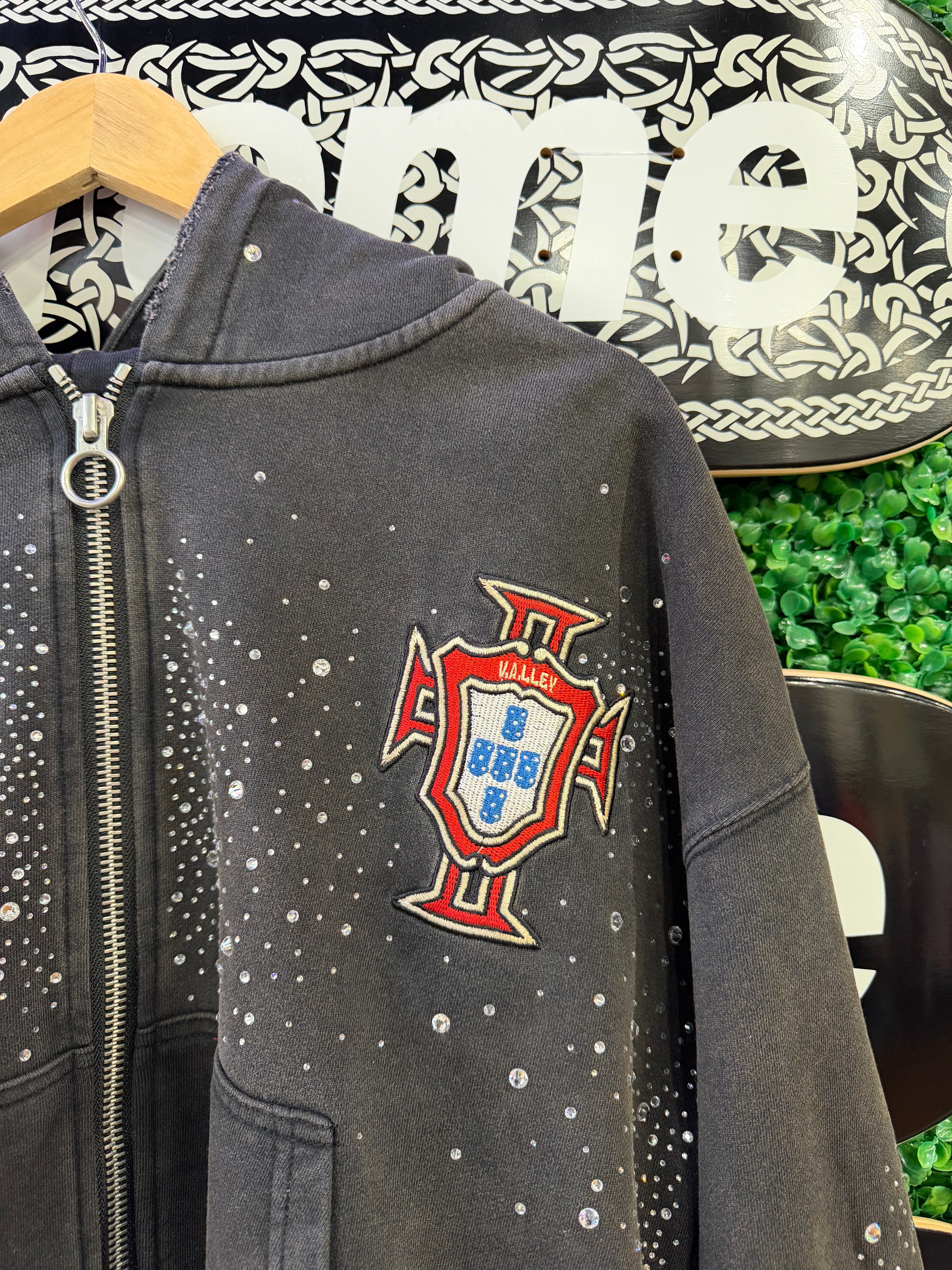 Vale Forever Zip-Up “Pluto”