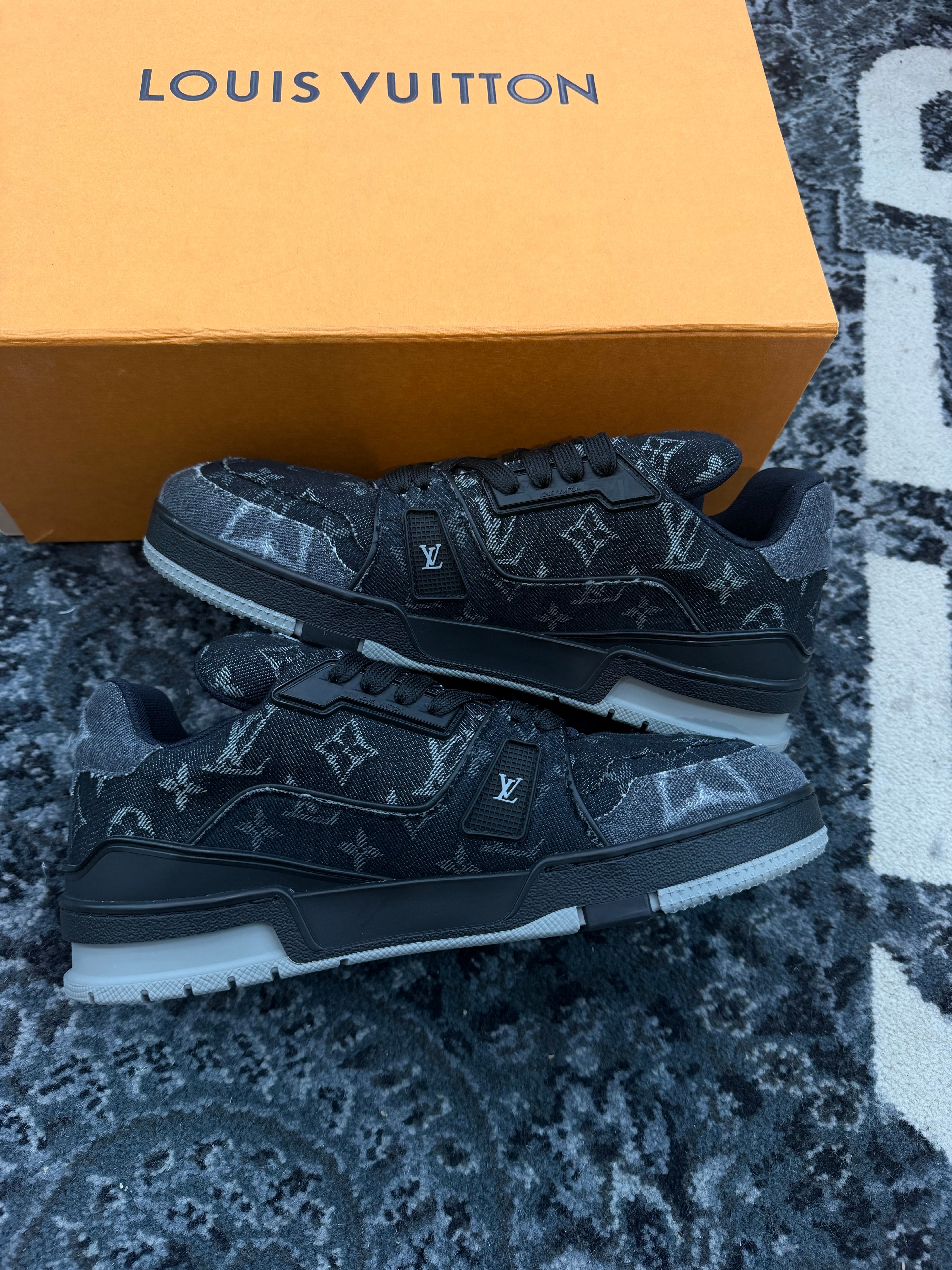 Louis Vuitton Trainer “Black Monogram Denim”