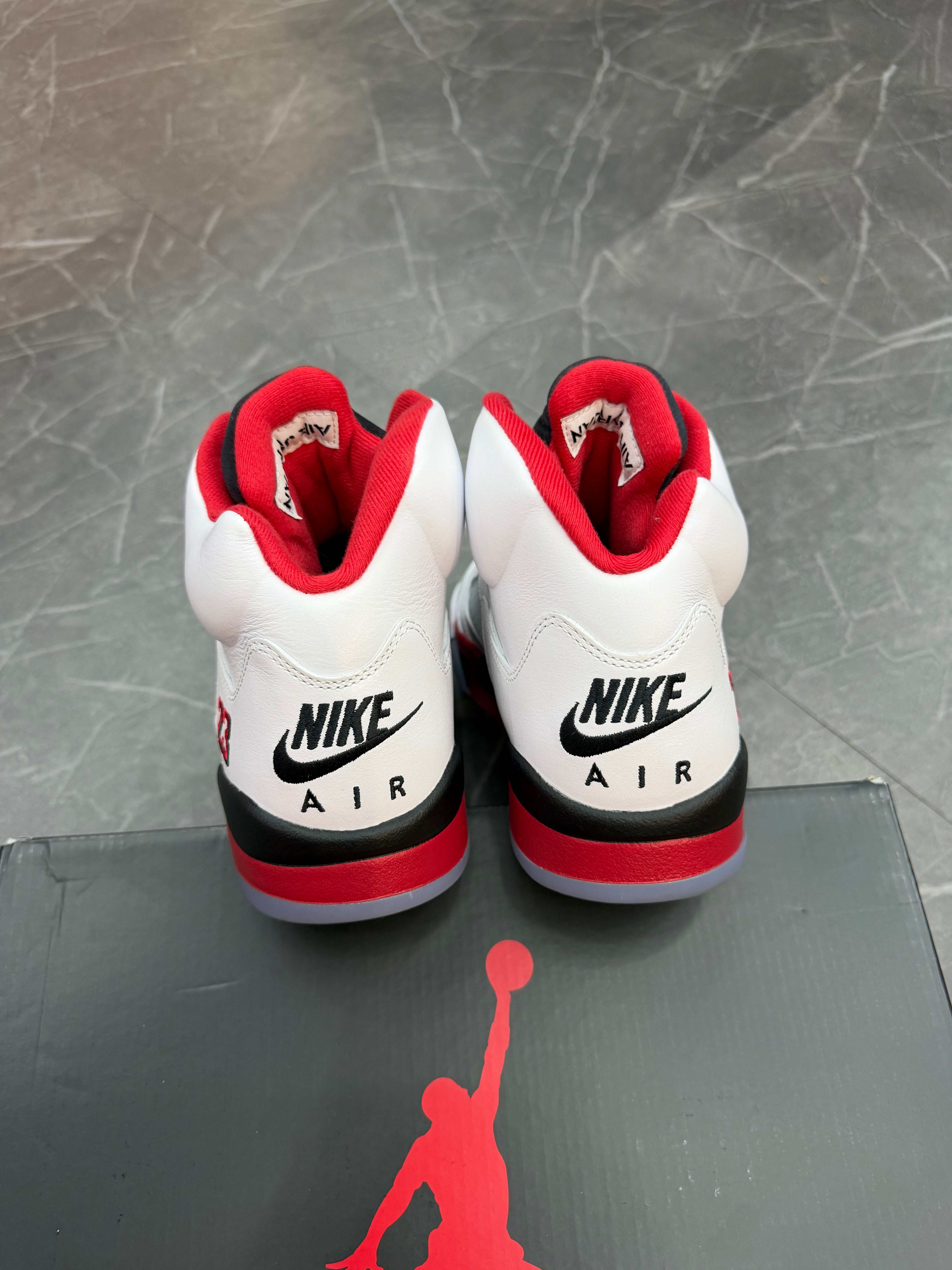 Jordan 5 “Fire Red”