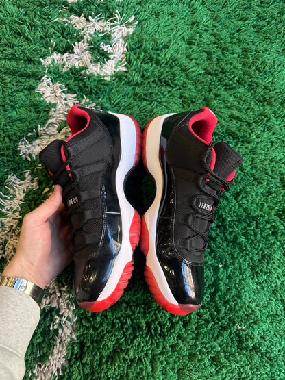 Jordan 11 Low “Bred”