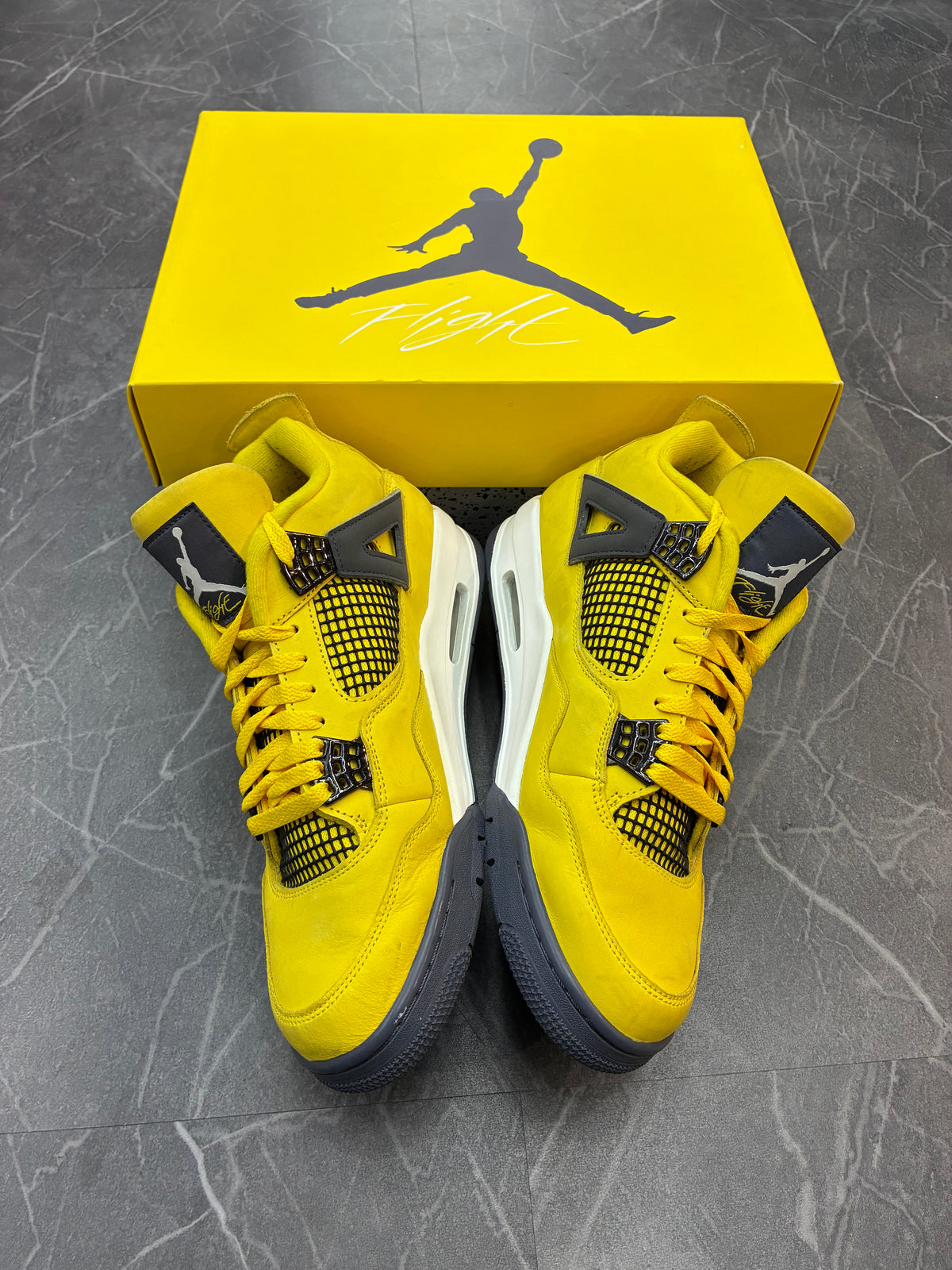 Jordan 4 “Lightning”