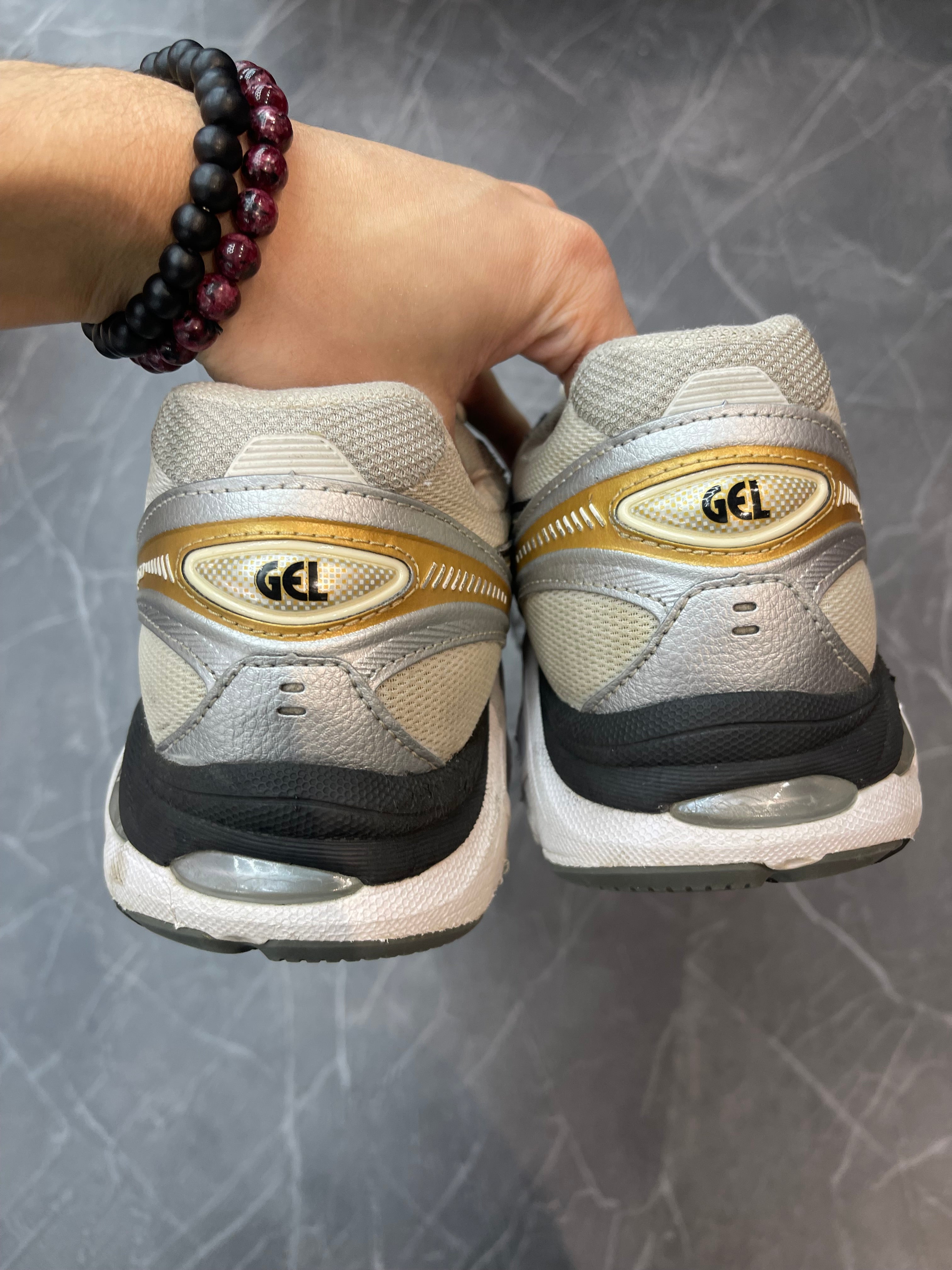 ASICS gt-2160 cream pure silver gold