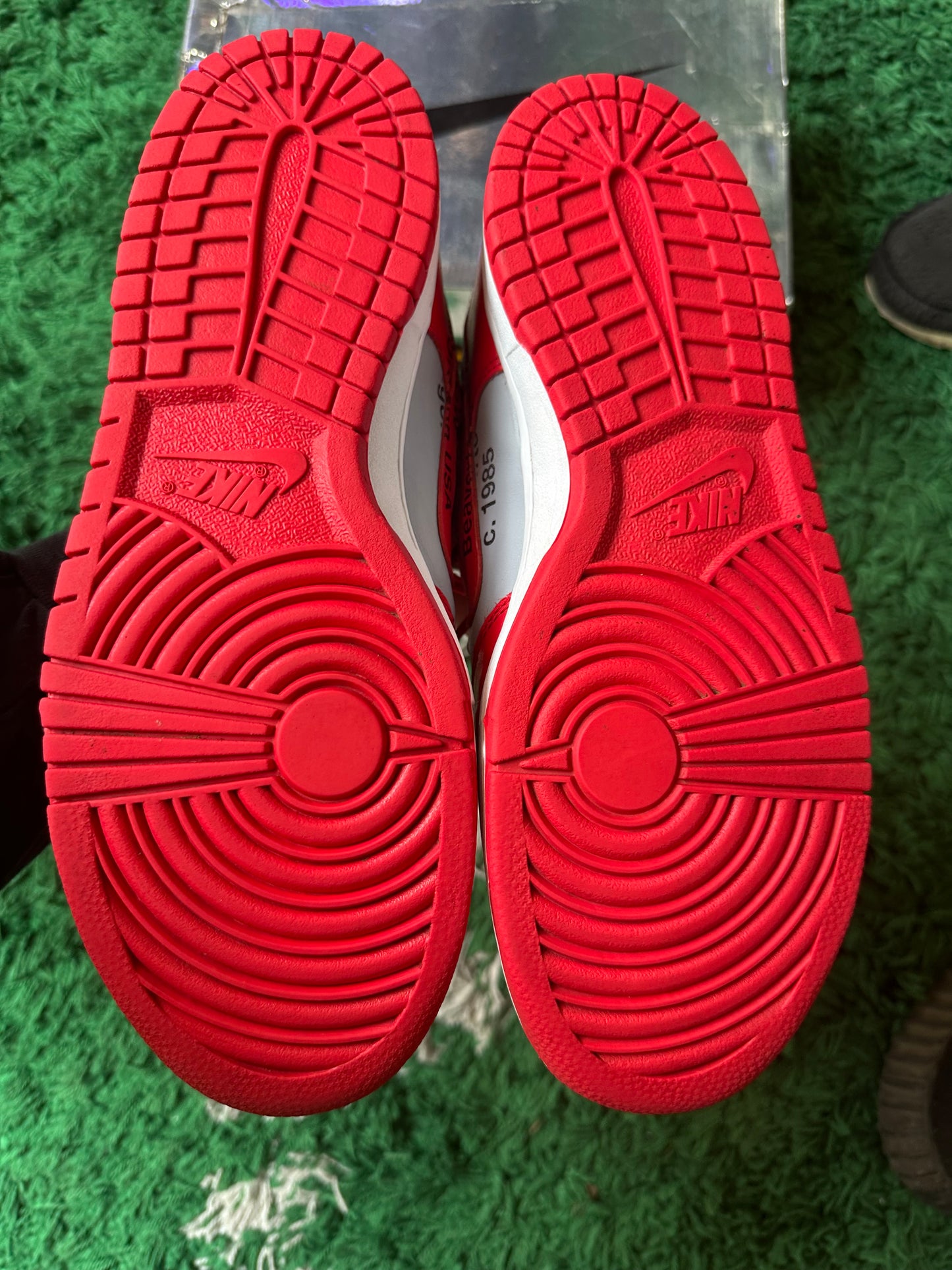 Nike Dunk Low Off White “University Red”