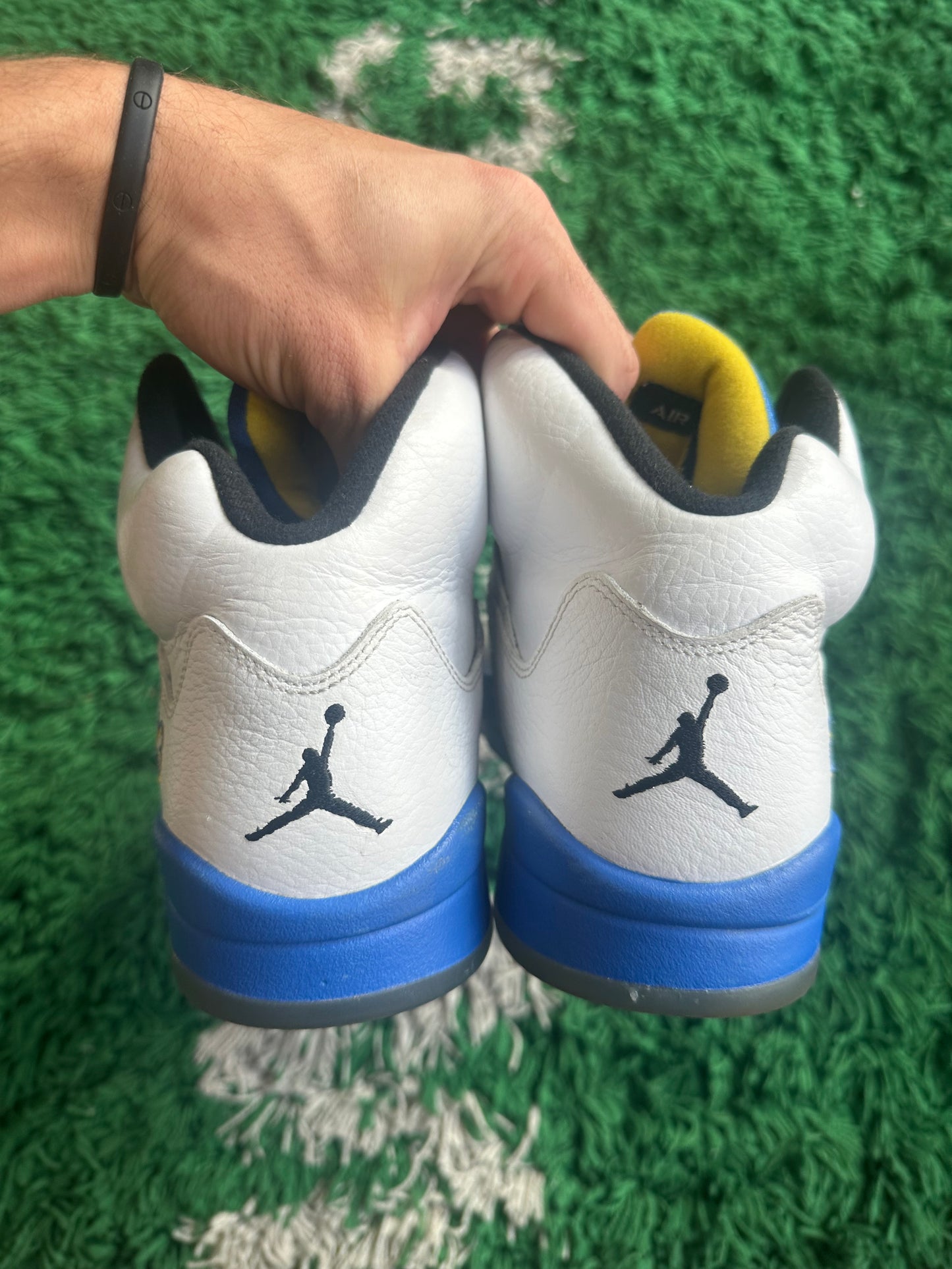 Jordan 5 “Laney”
