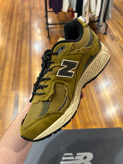 New Balance 2002R “Protection Desert”