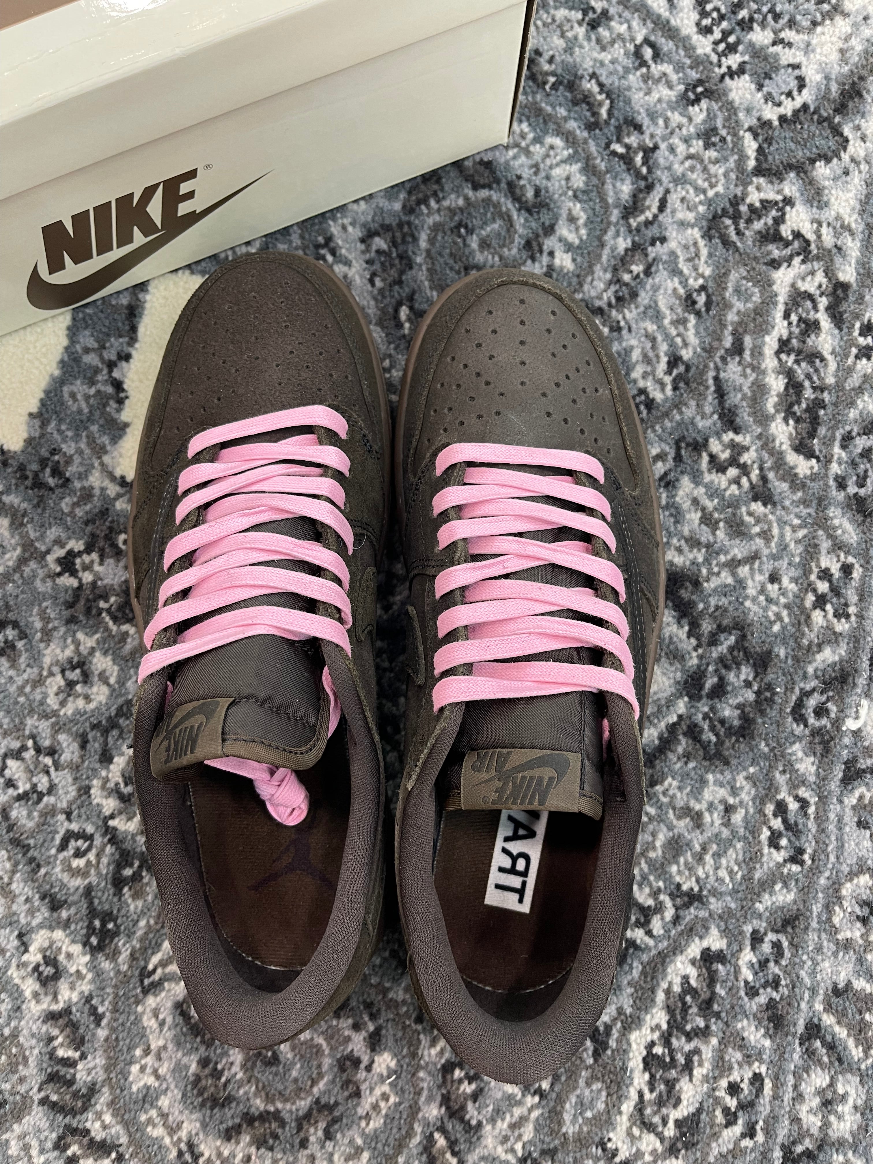 Travis Scott Jordan 1 Low “Velvet Brown”