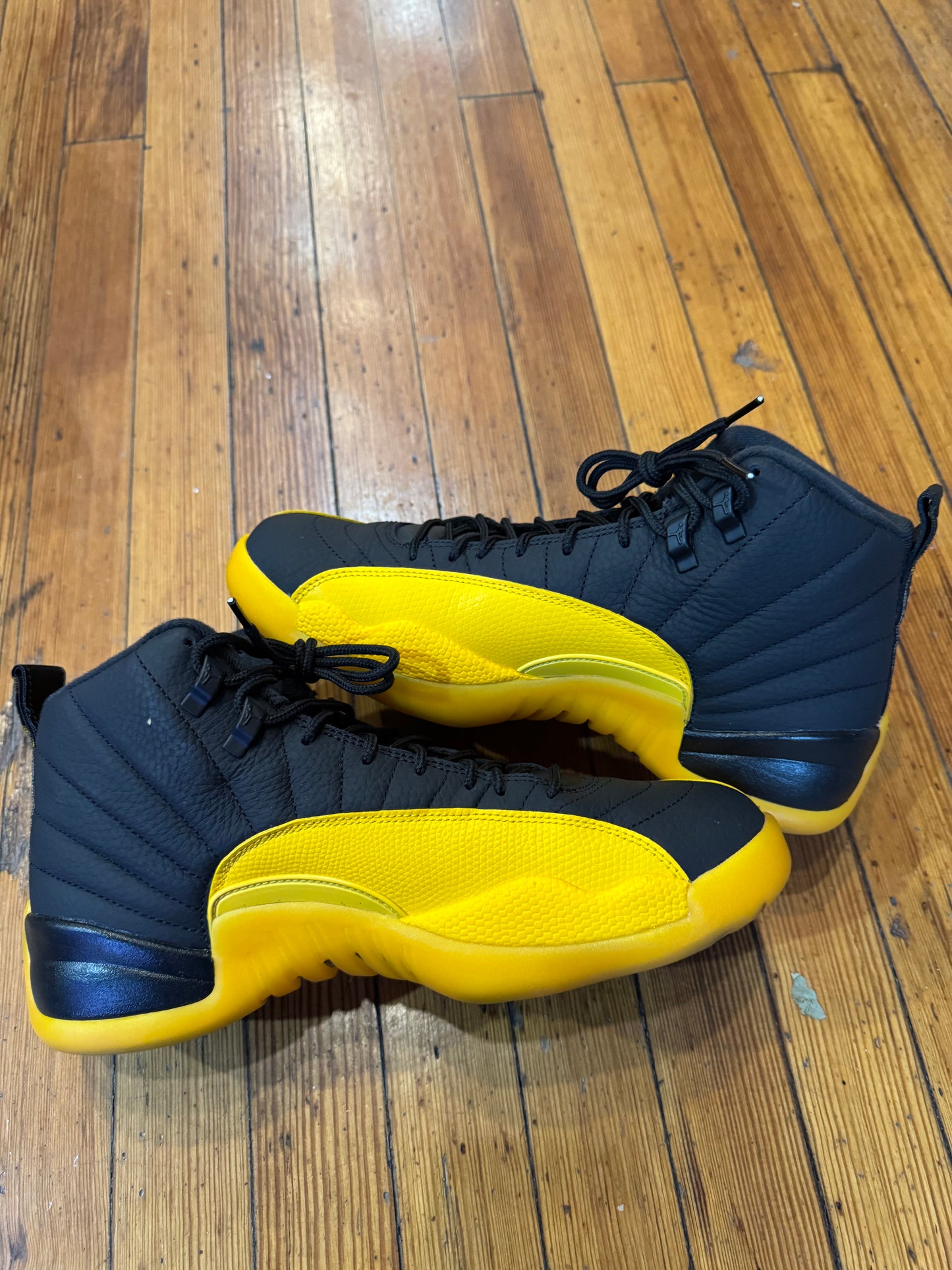 Jordan 12 “University Gold”