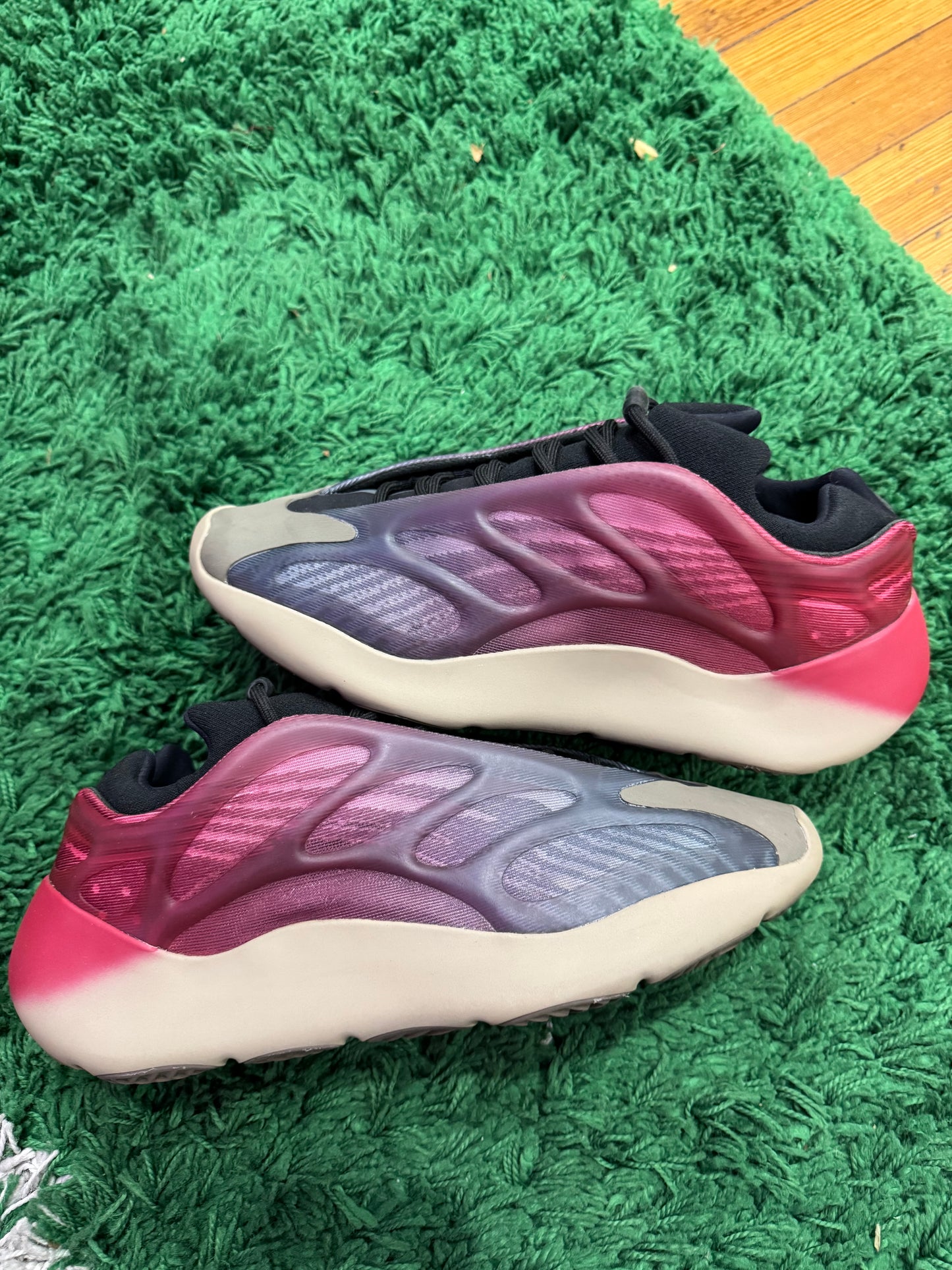 Yeezy 700 “Fade Carbon”