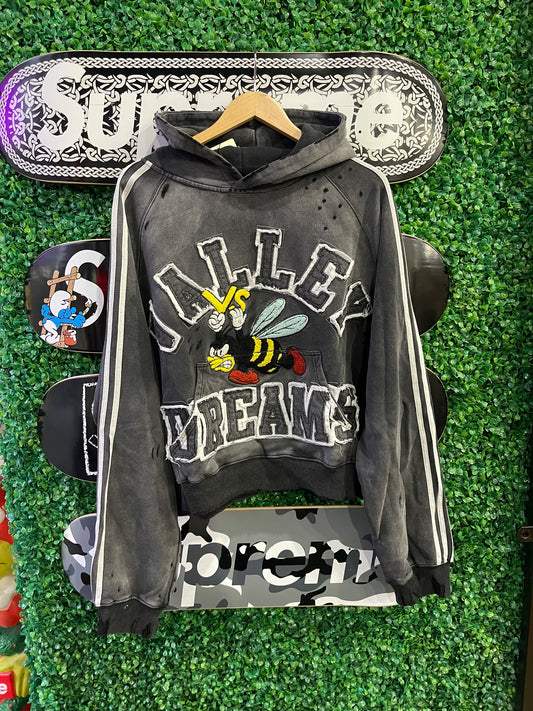 Vale Forever Anthem Pullover “Oreo”