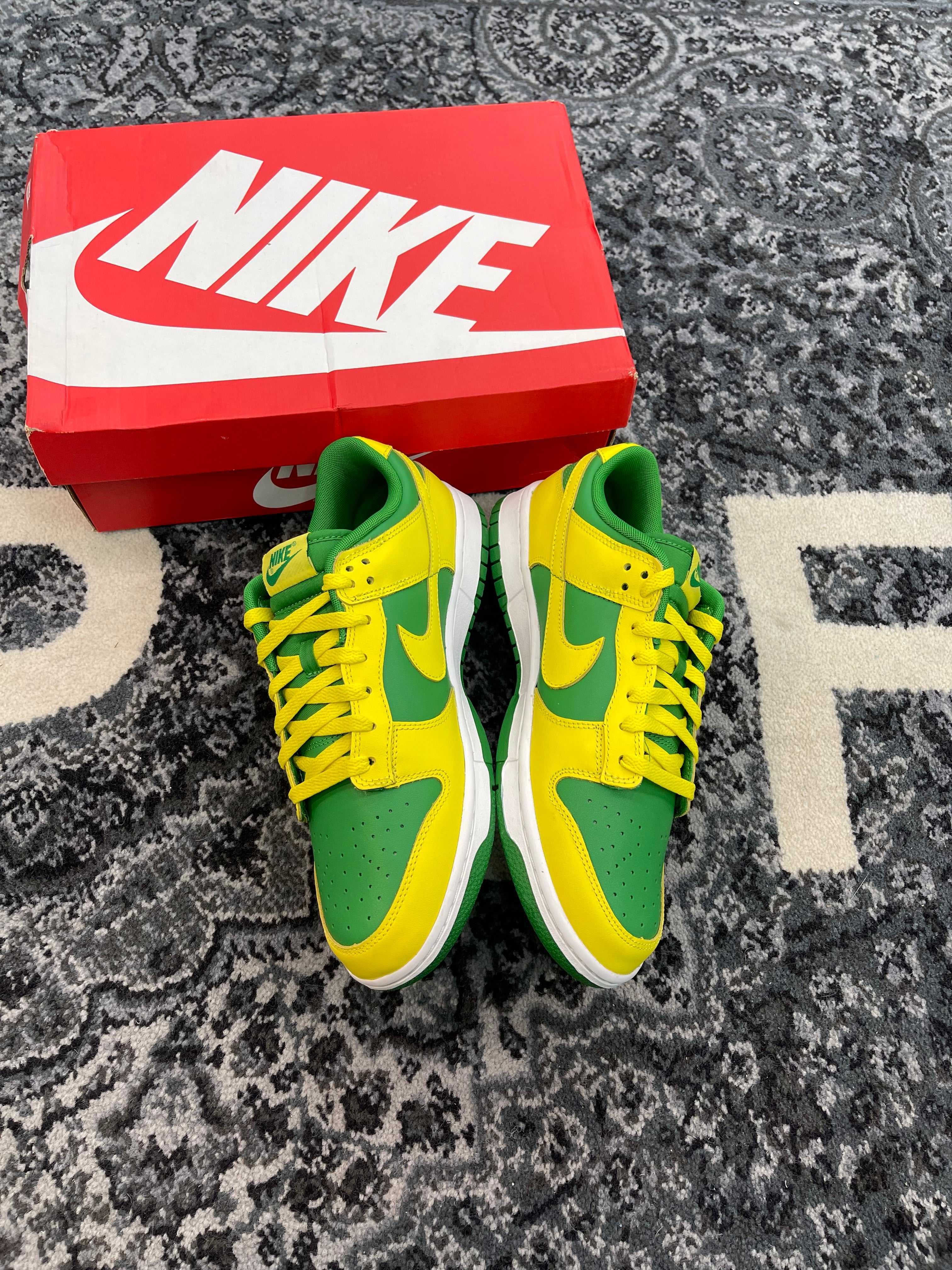 Nike Dunk Low “Reverse Brazil”