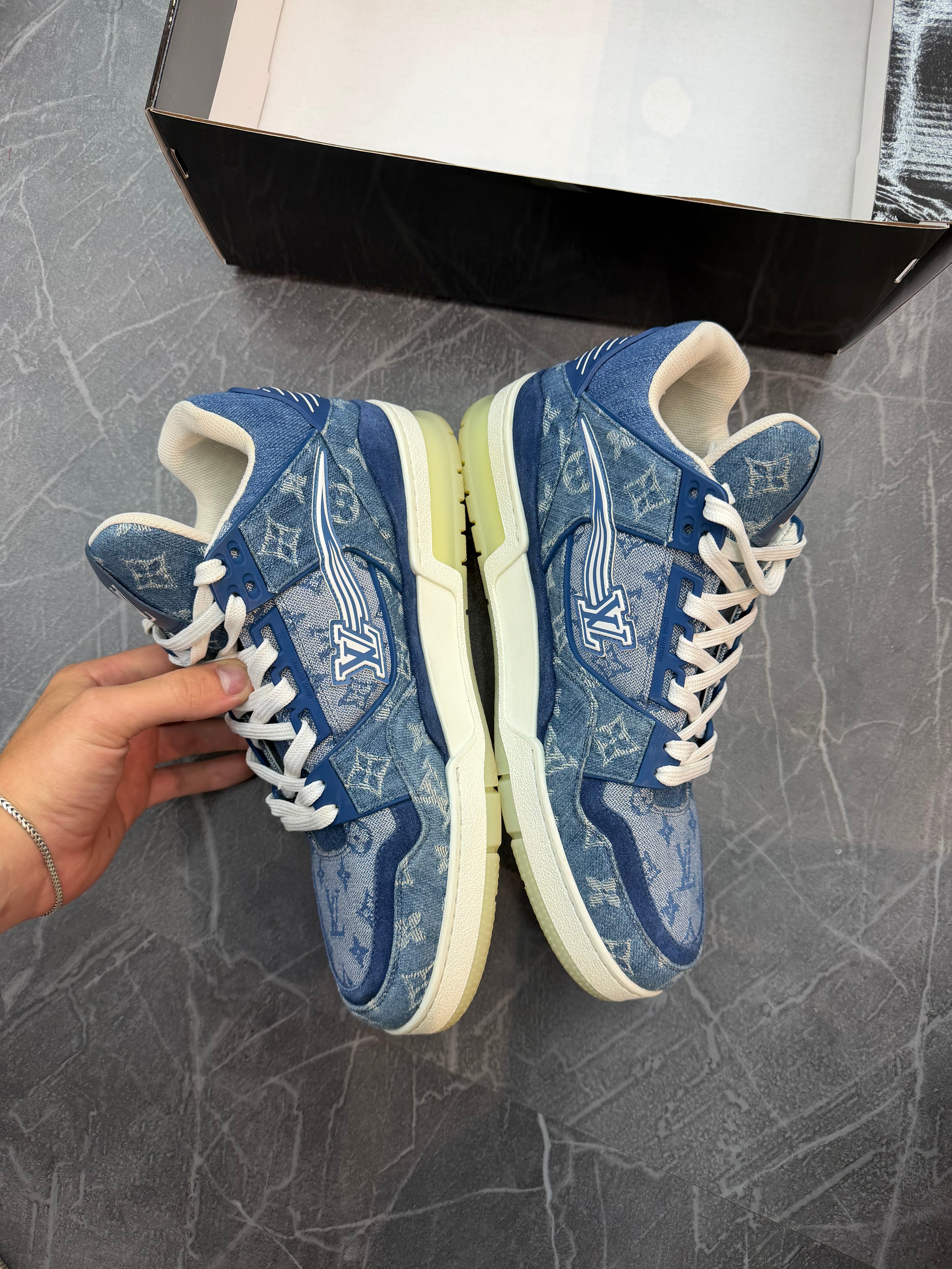 Louis Vuitton Trainer Blue Denim