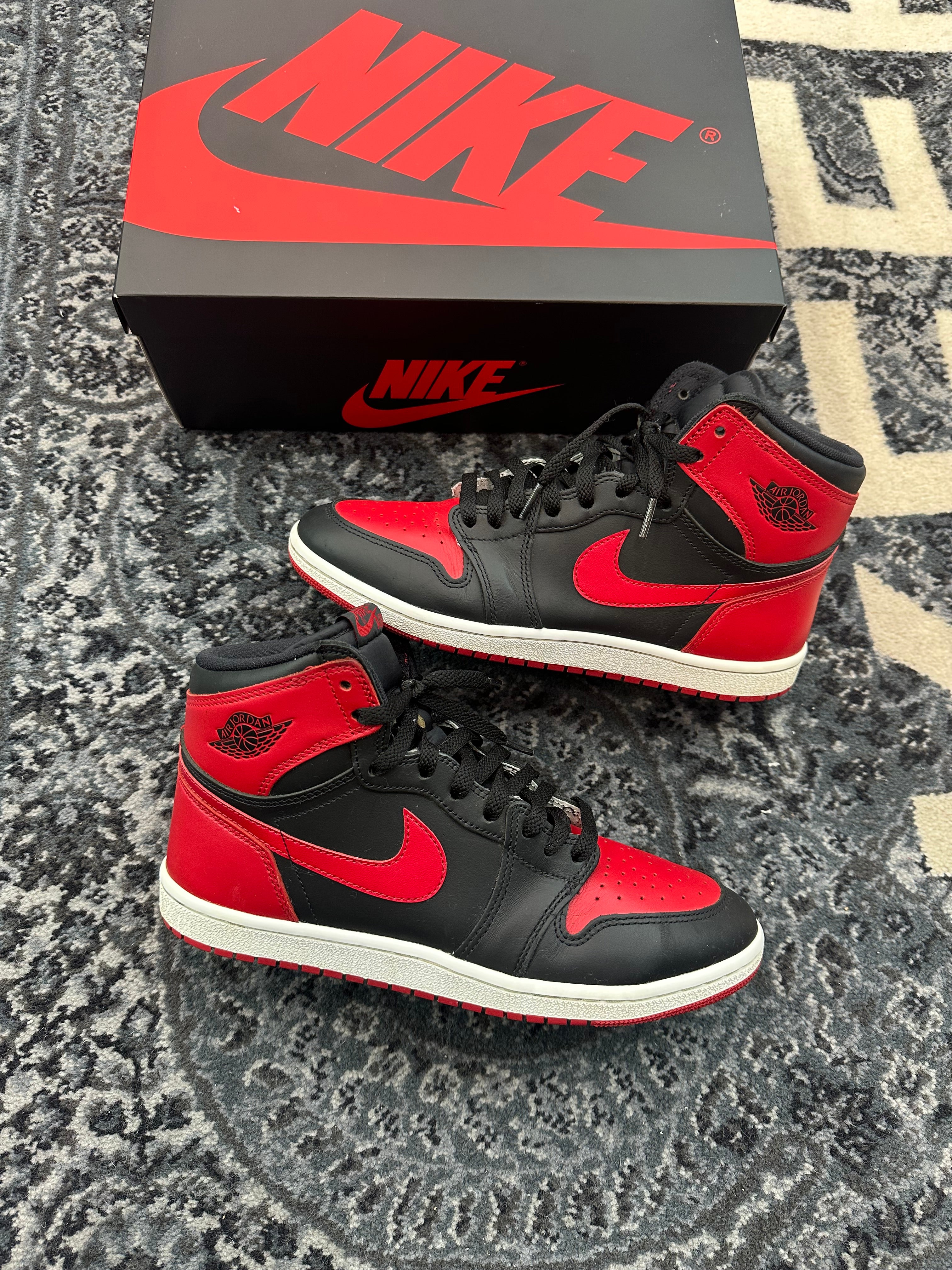 Jordan 1 High “Bred 2025”