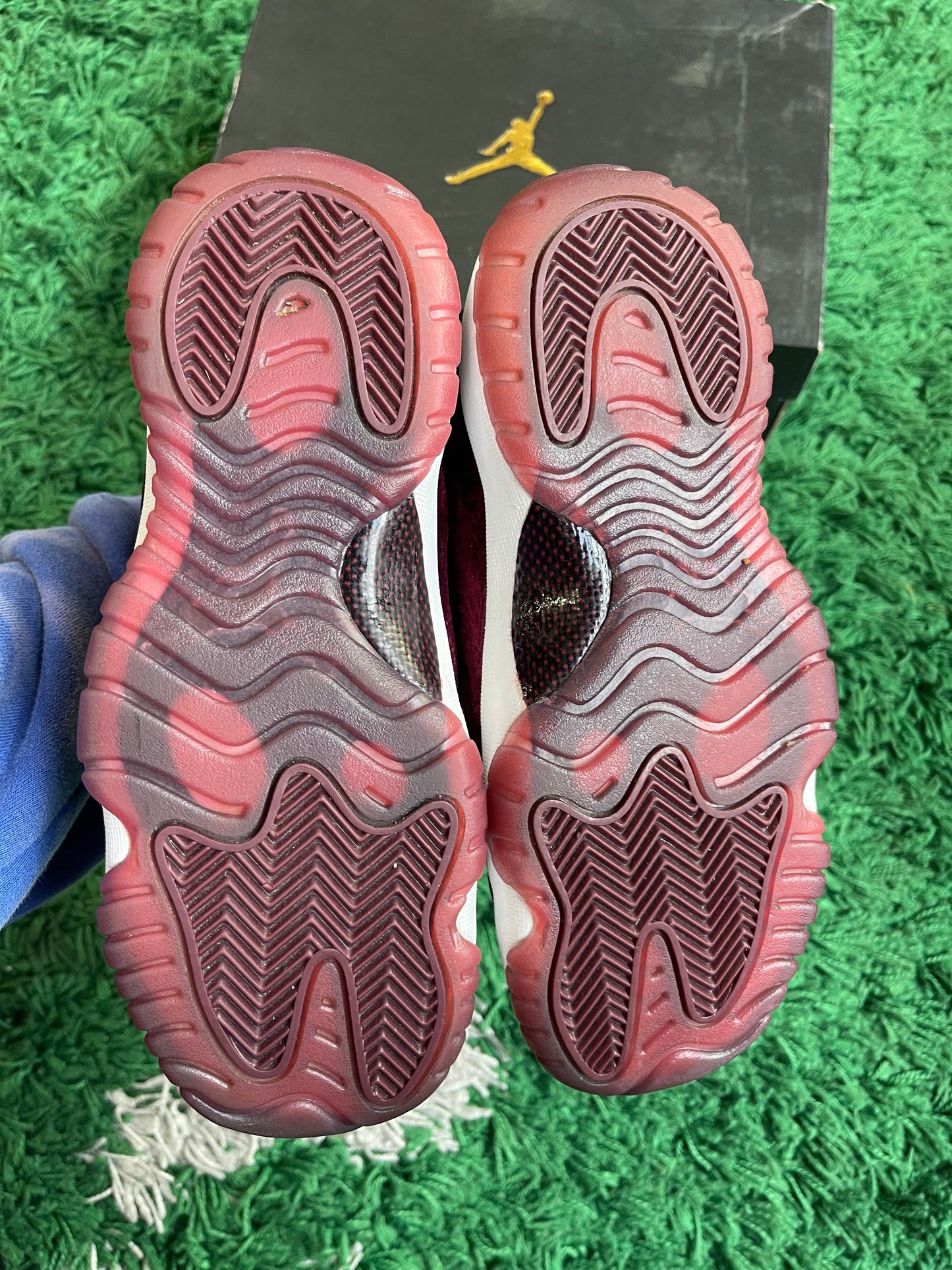 Jordan 11 “Heiress Night Maroon”