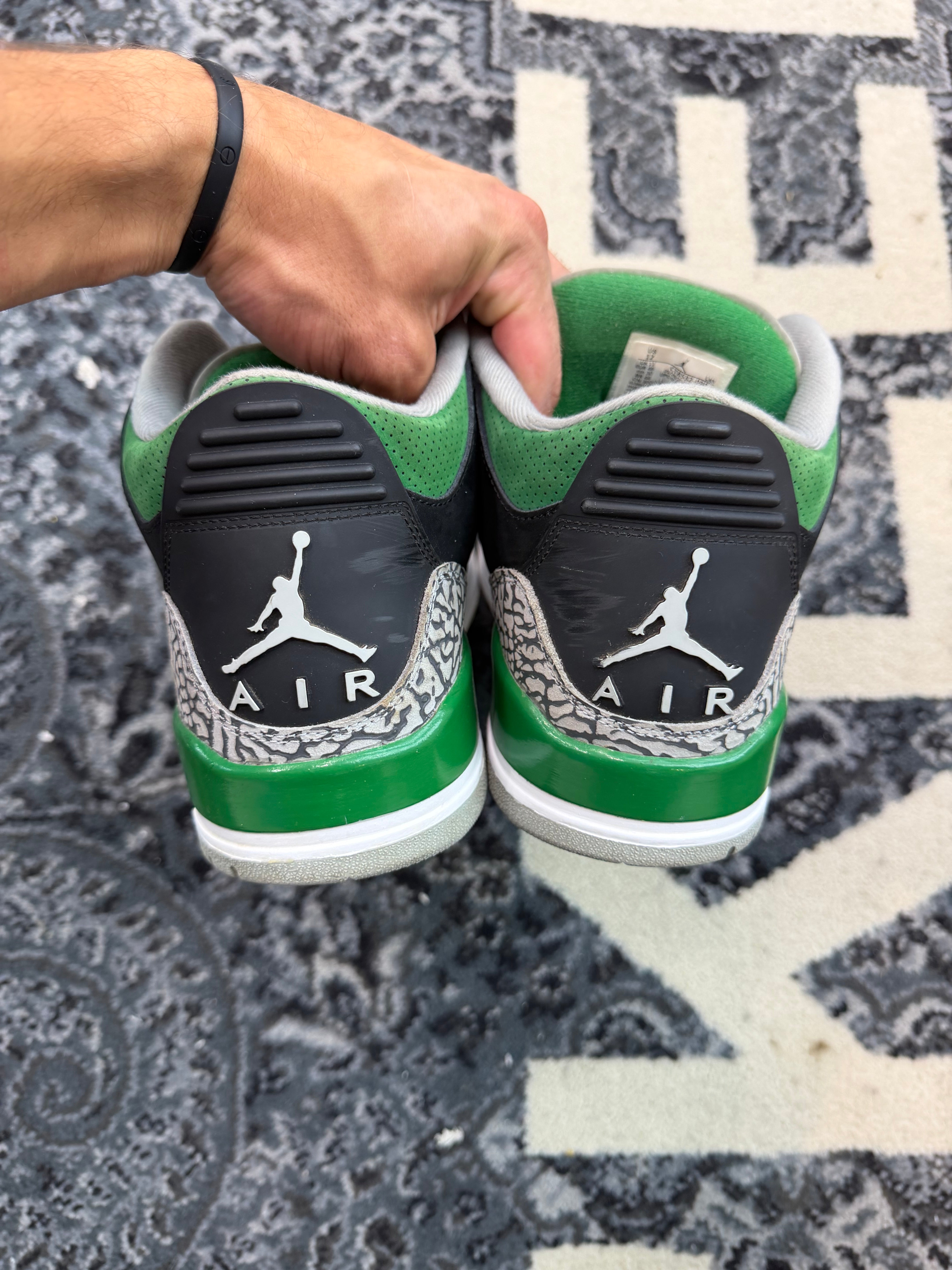 Jordan 3 “Pine Green”