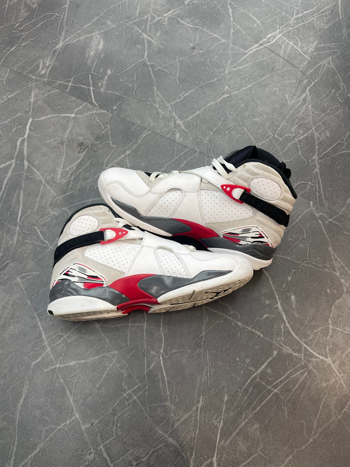 Jordan 8 “White True Red”