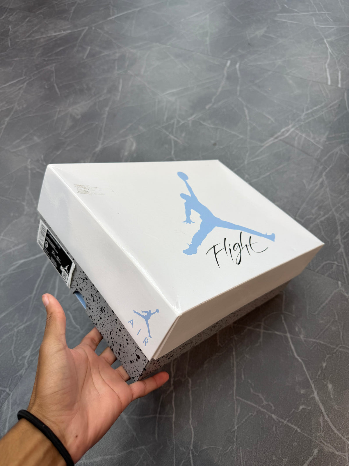 Jordan 4 “University Blue”