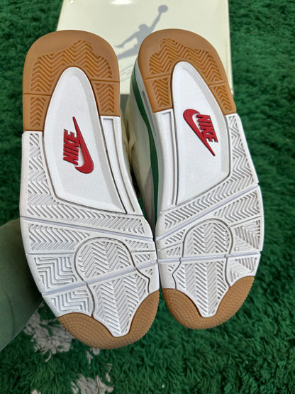 Jordan 4 SB “Pine Green”