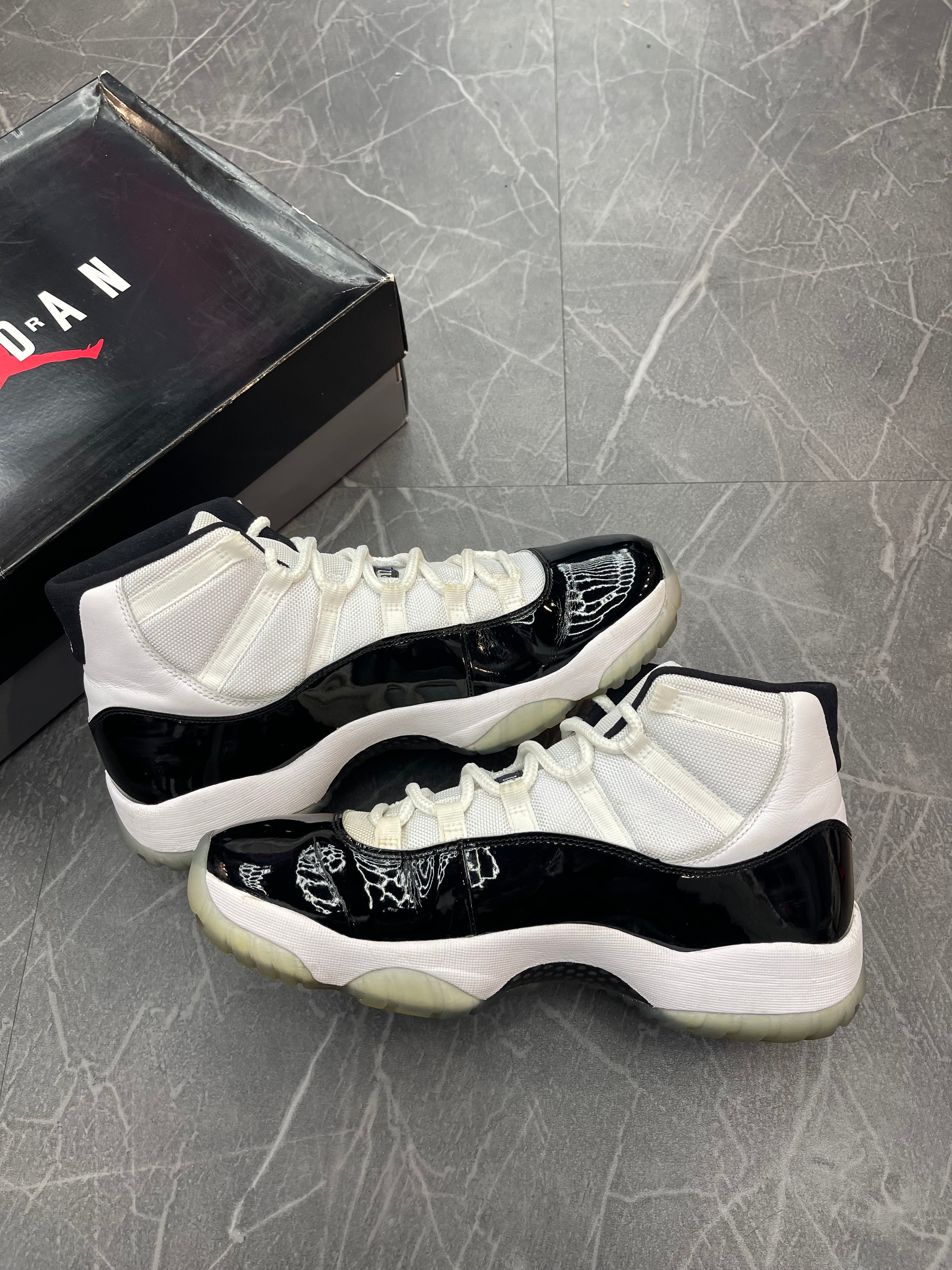 Jordan 11 “Concord”