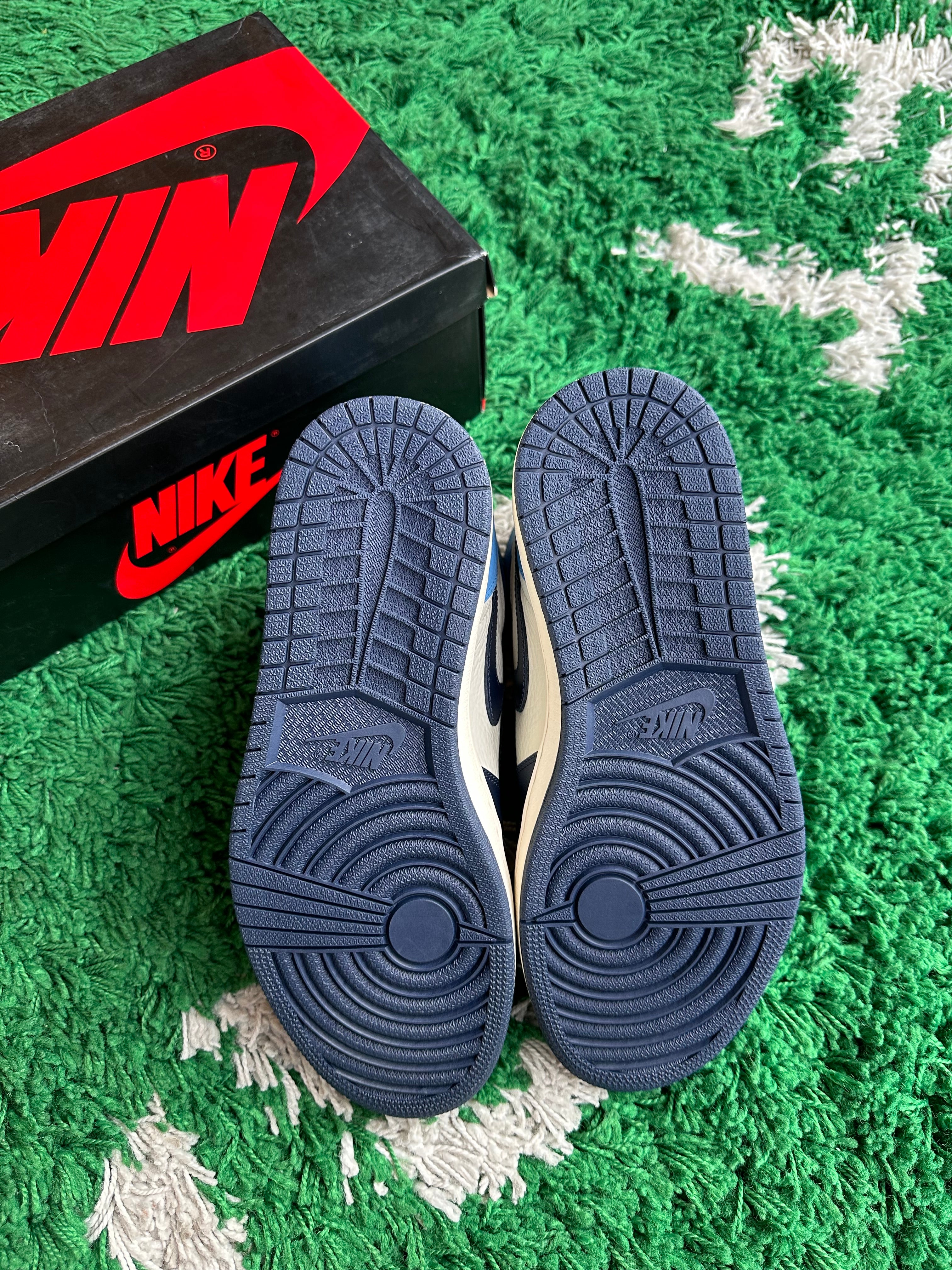 Jordan 1 High “Obsidian”