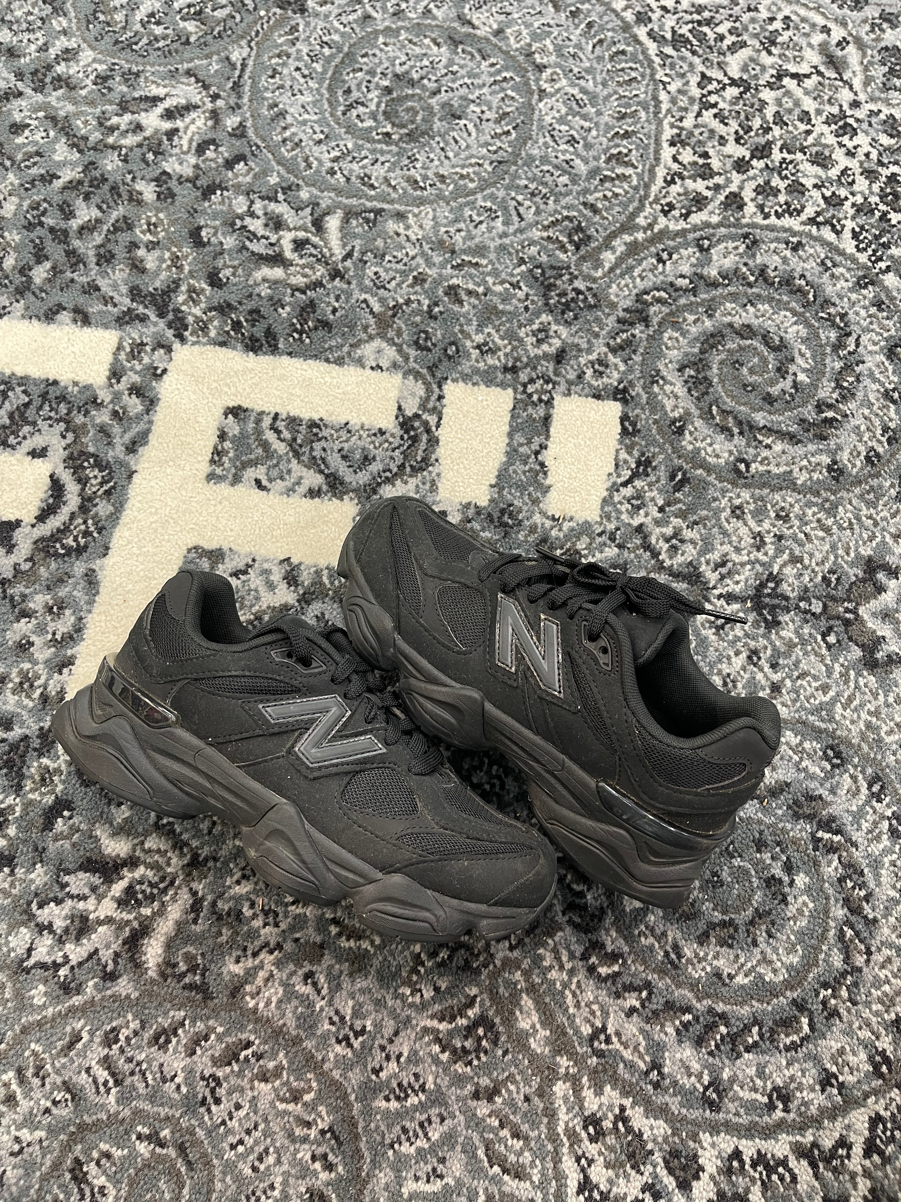 New Balance 9060 “Triple Black”