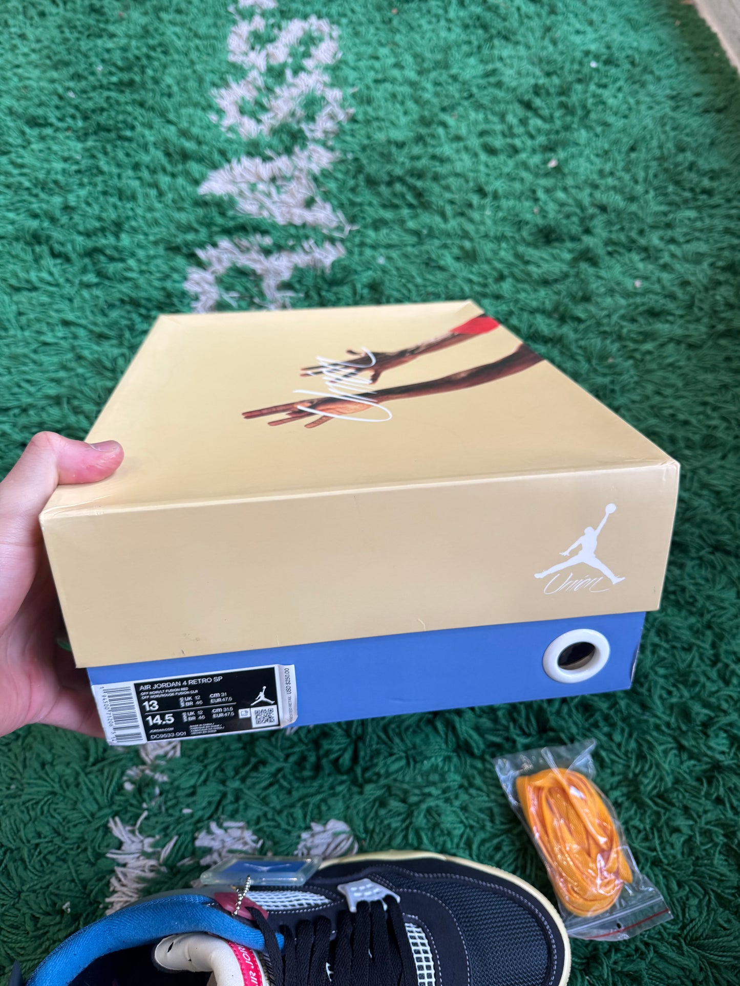 Jordan 4 x Union “Off Noir”