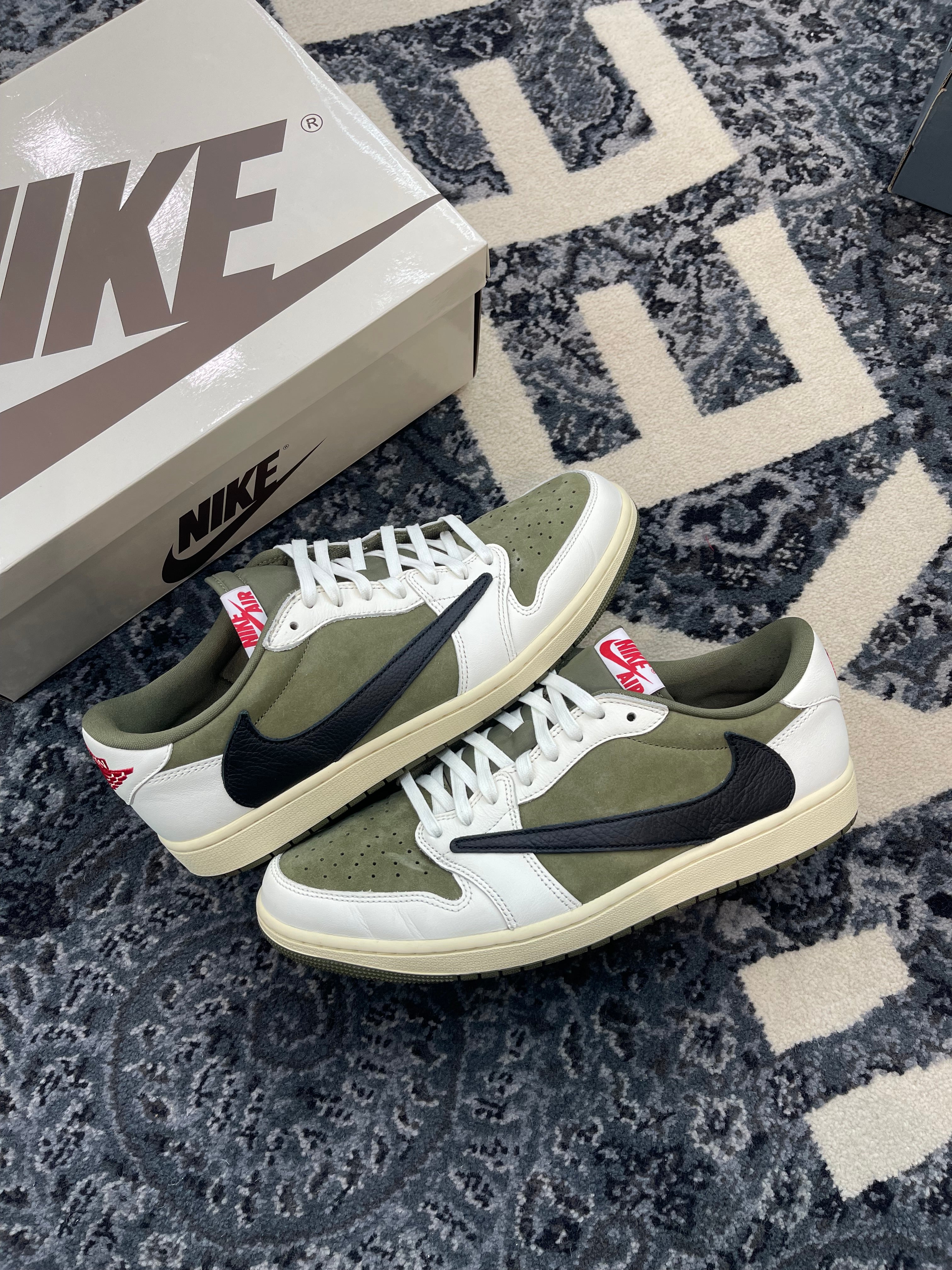 Travis Scott Jordan 1 Low “Medium Olive”