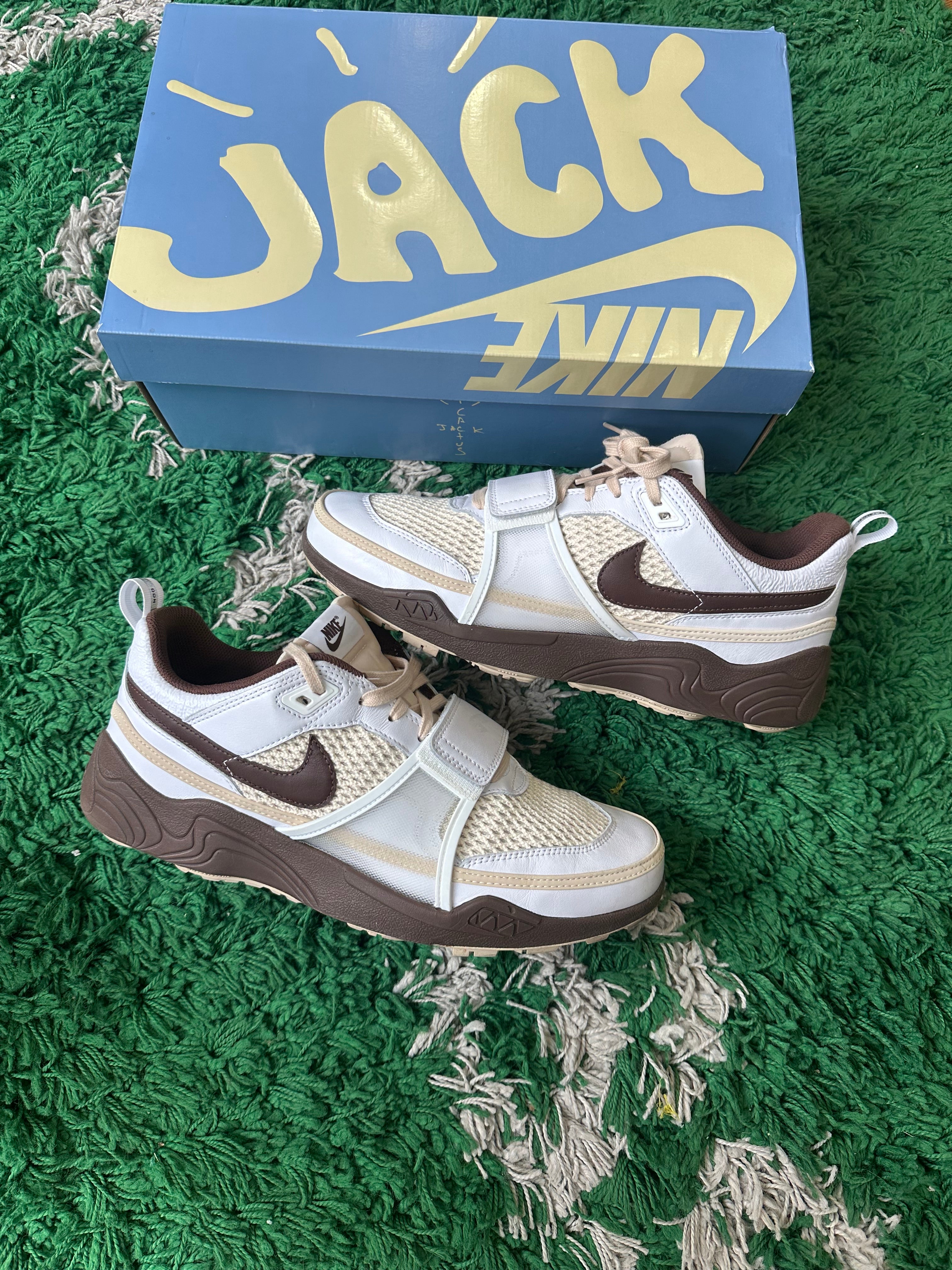Nike Zoom Field Jaxx Travis Scott “Light Chocolate”
