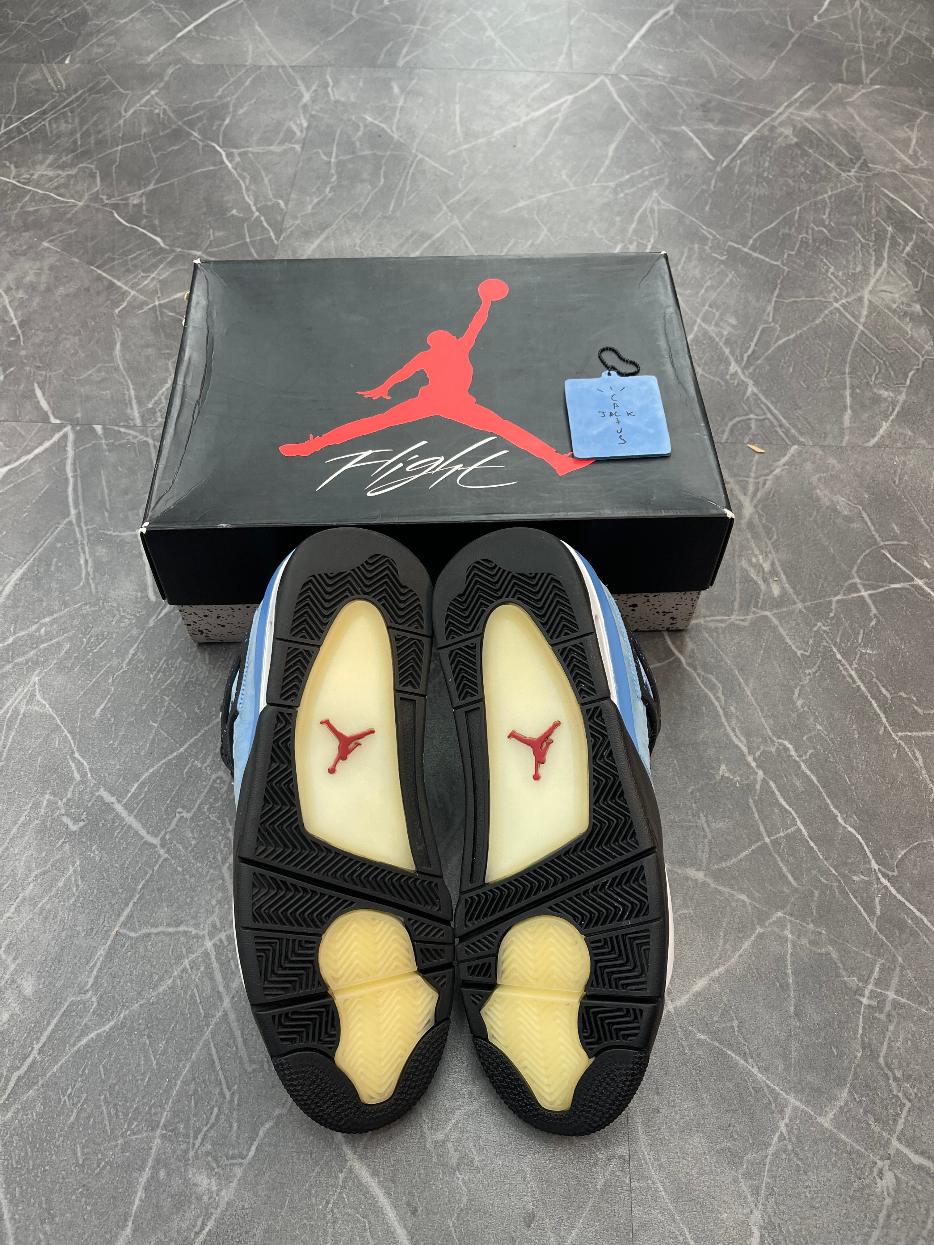 Travis Scott Jordan 4 “Cactus Jack”