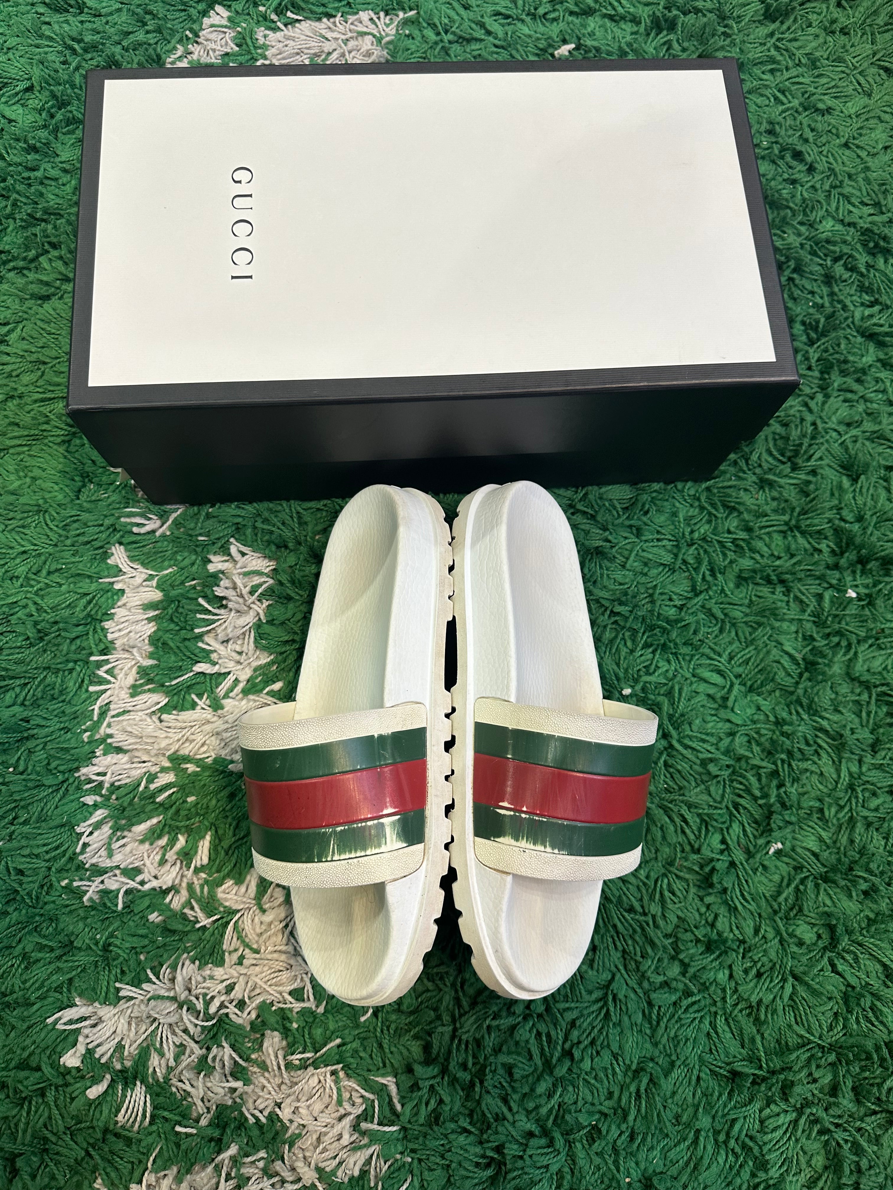 Gucci Slide “White”