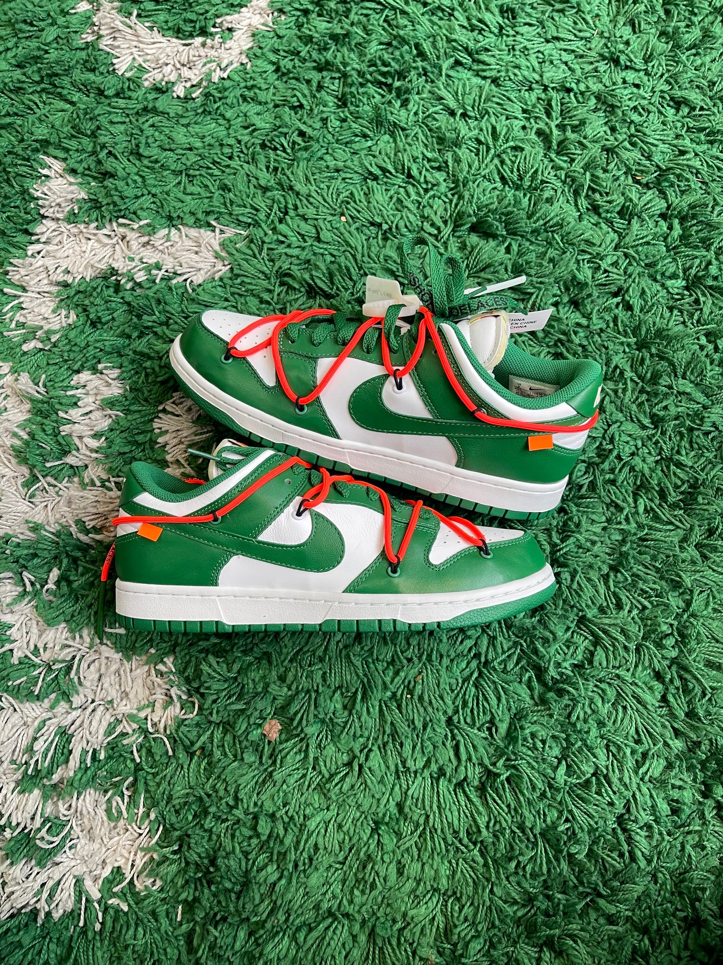 Nike Dunk Low “Off White Pine Green”