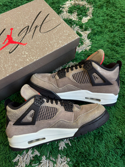 Jordan 4 “Taupe Haze”
