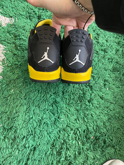 Jordan 4 “Thunder”