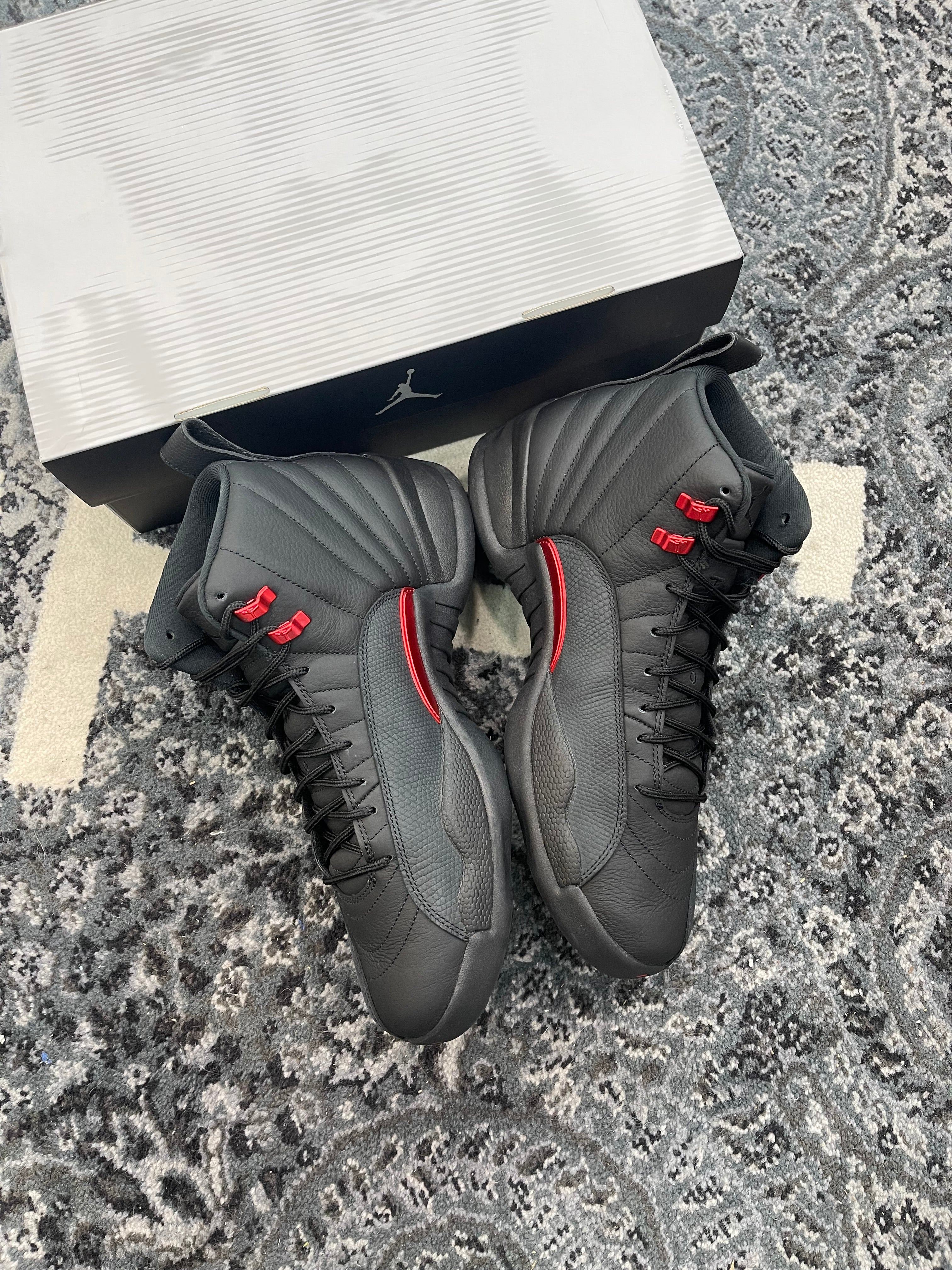 Jordan 12 “Bloodline”