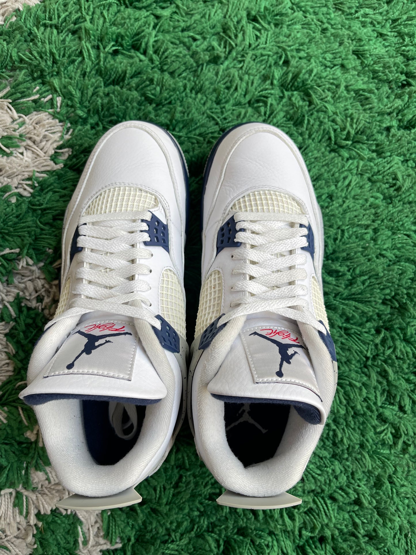 Jordan 4 “Midnight Navy”
