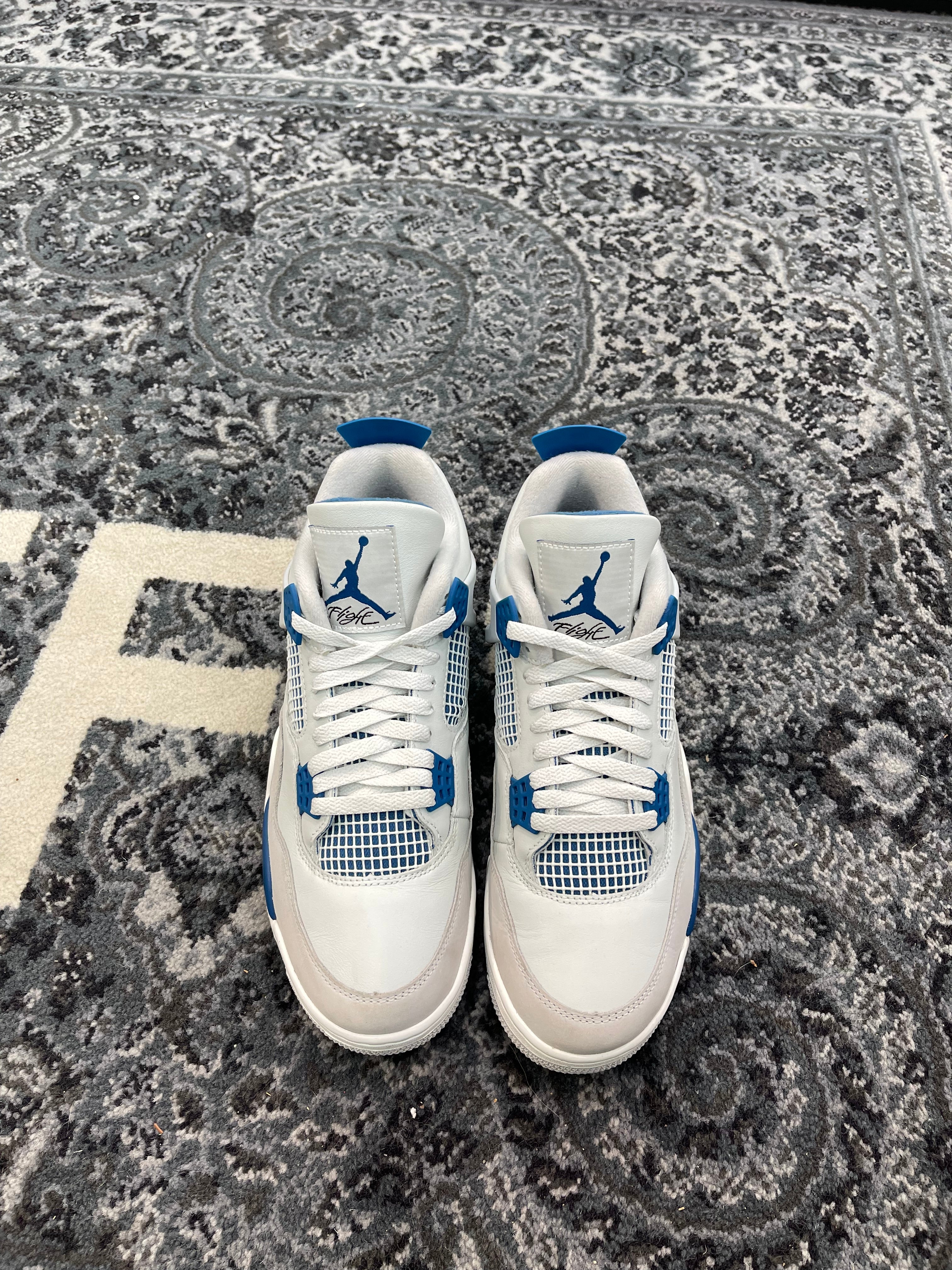 Jordan 4 “Military Blue”